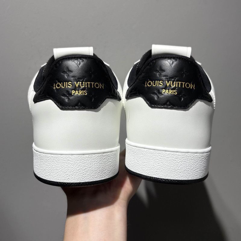 Louis Vuitton Louis Vuitton Rivoli Low-Top Sneakers for Men -2508 Size US 10.5 / EU 43-44 - 3 Thumbnail