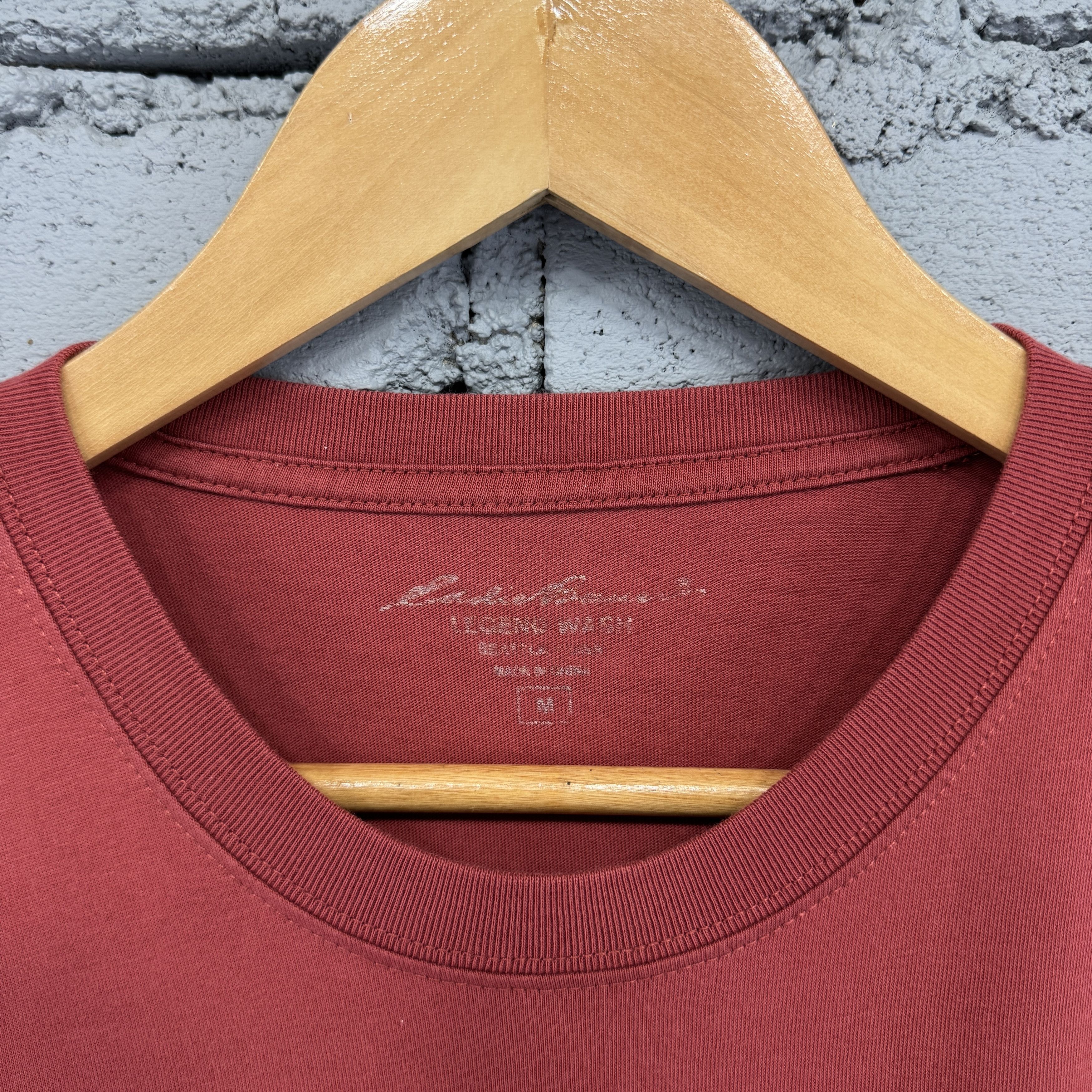 Eddie Bauer Eddie Bauer Reel & Paddle Red Tshirt Size US M / EU 48-50 / 2 - 4 Thumbnail
