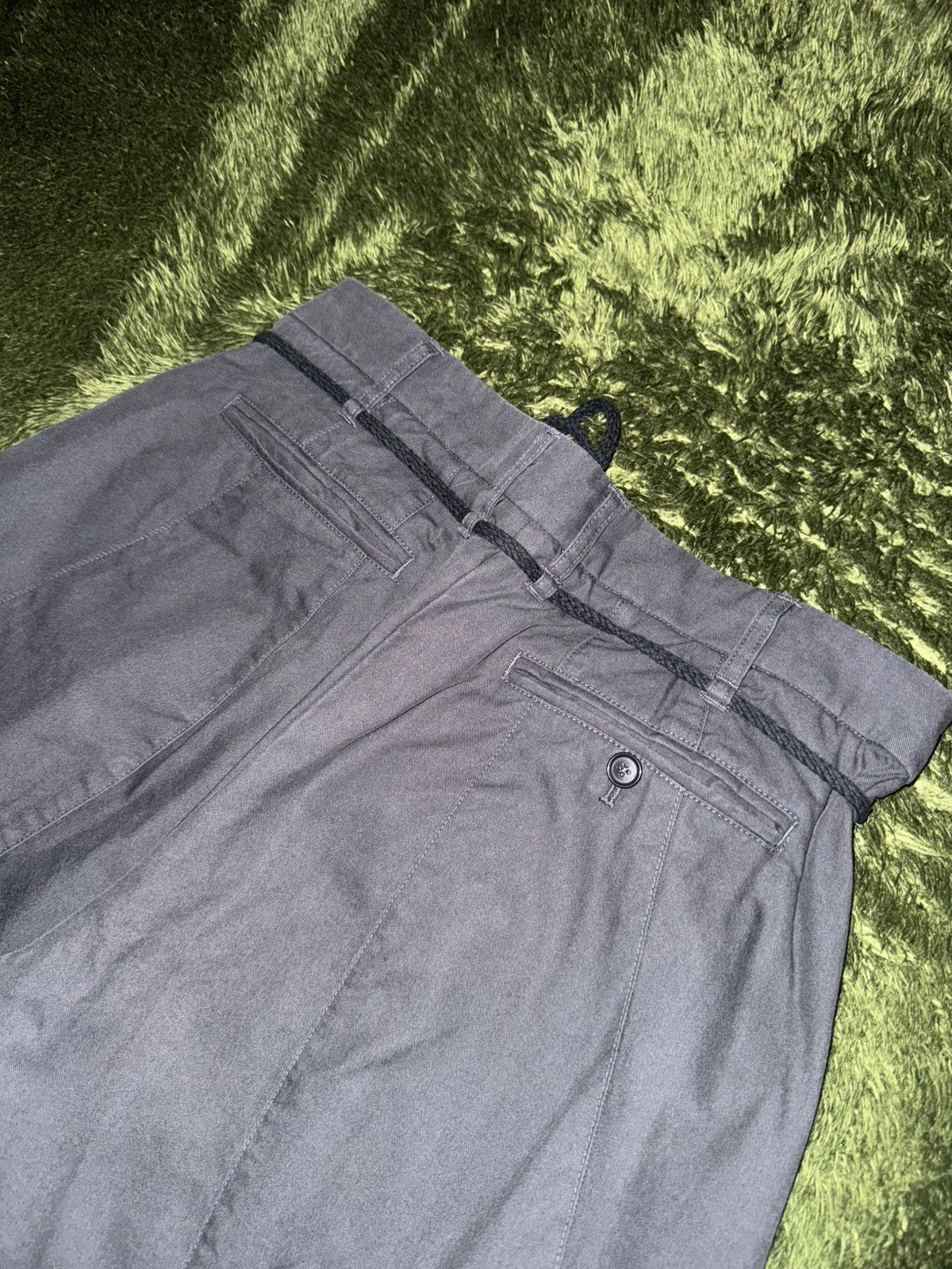 Japanese Brand [XL] Cost per Kilo Scrow Pin-Tuck Slacks – Washed Black Size US 34 / EU 50 - 8 Thumbnail