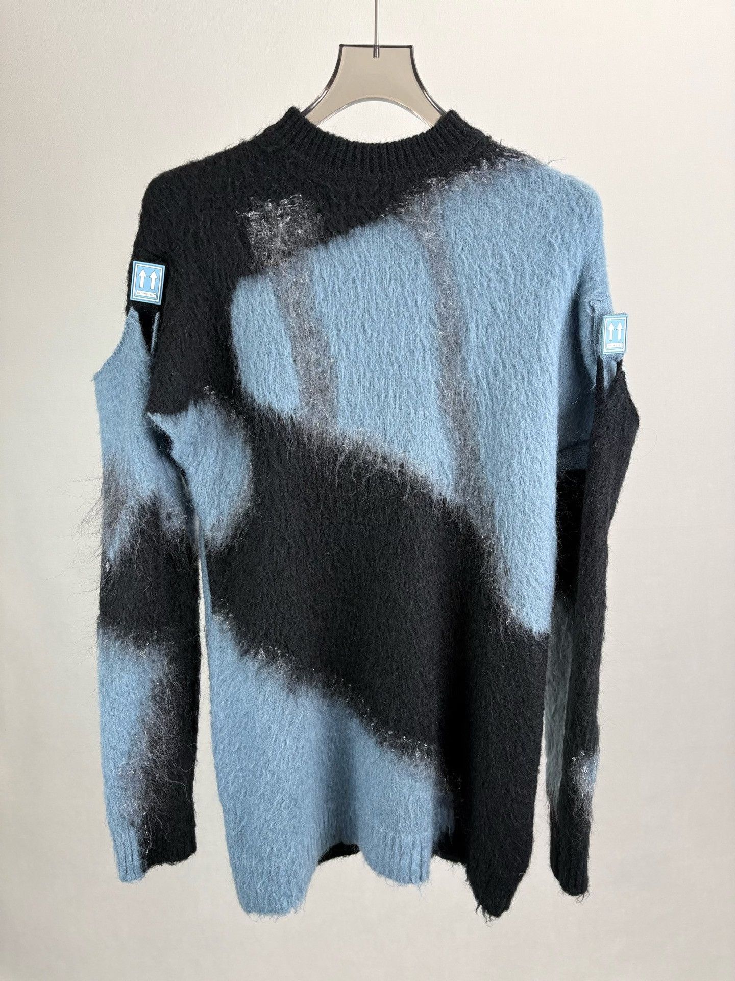 Off-White OFF-WHITE Mohair Sweater Size XS / US 0-2 / IT 36-38 - 1 Thumbnail