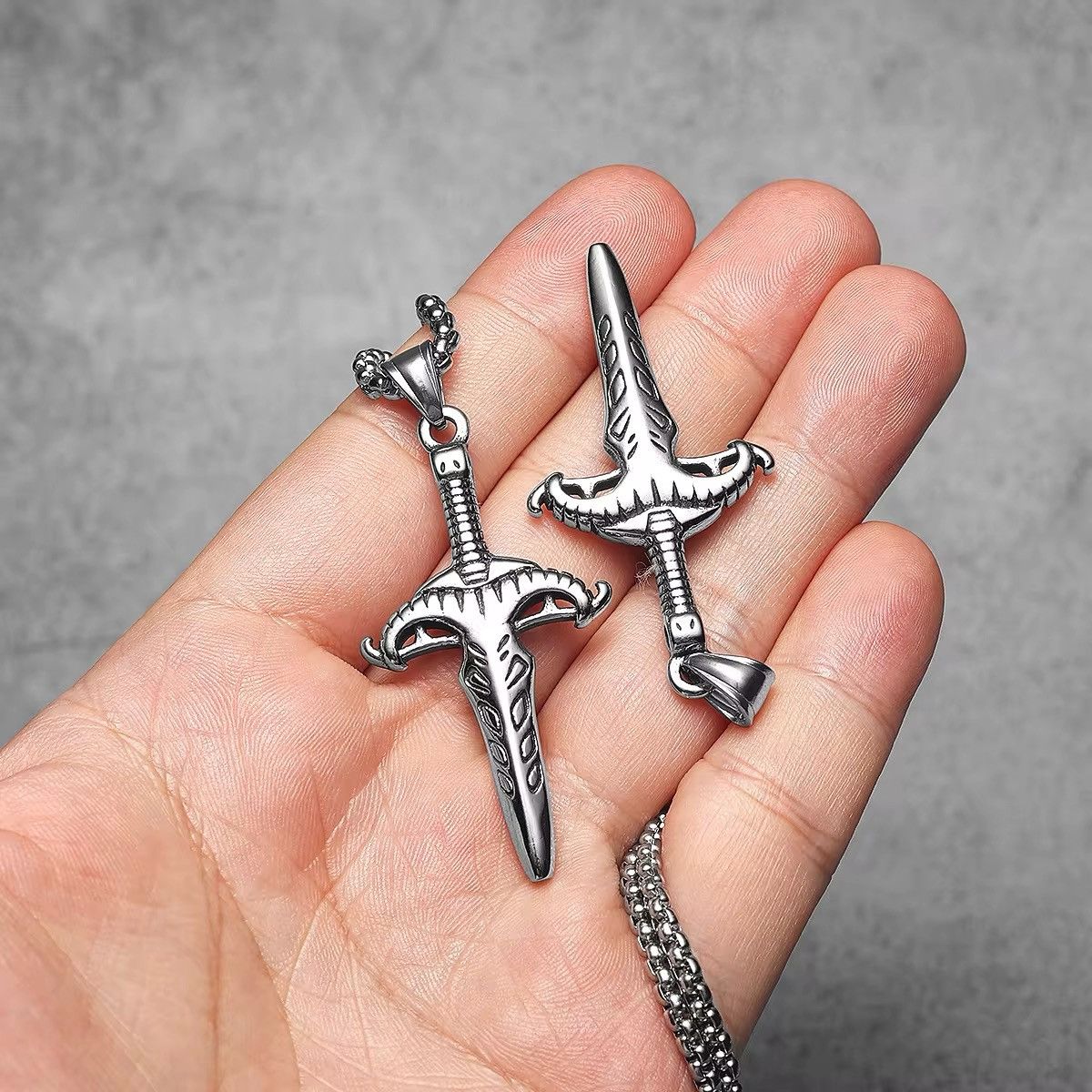 Jewelry Horn Ancient Sword Simple Fashion Jewelry Necklaces Size ONE SIZE - 4 Thumbnail
