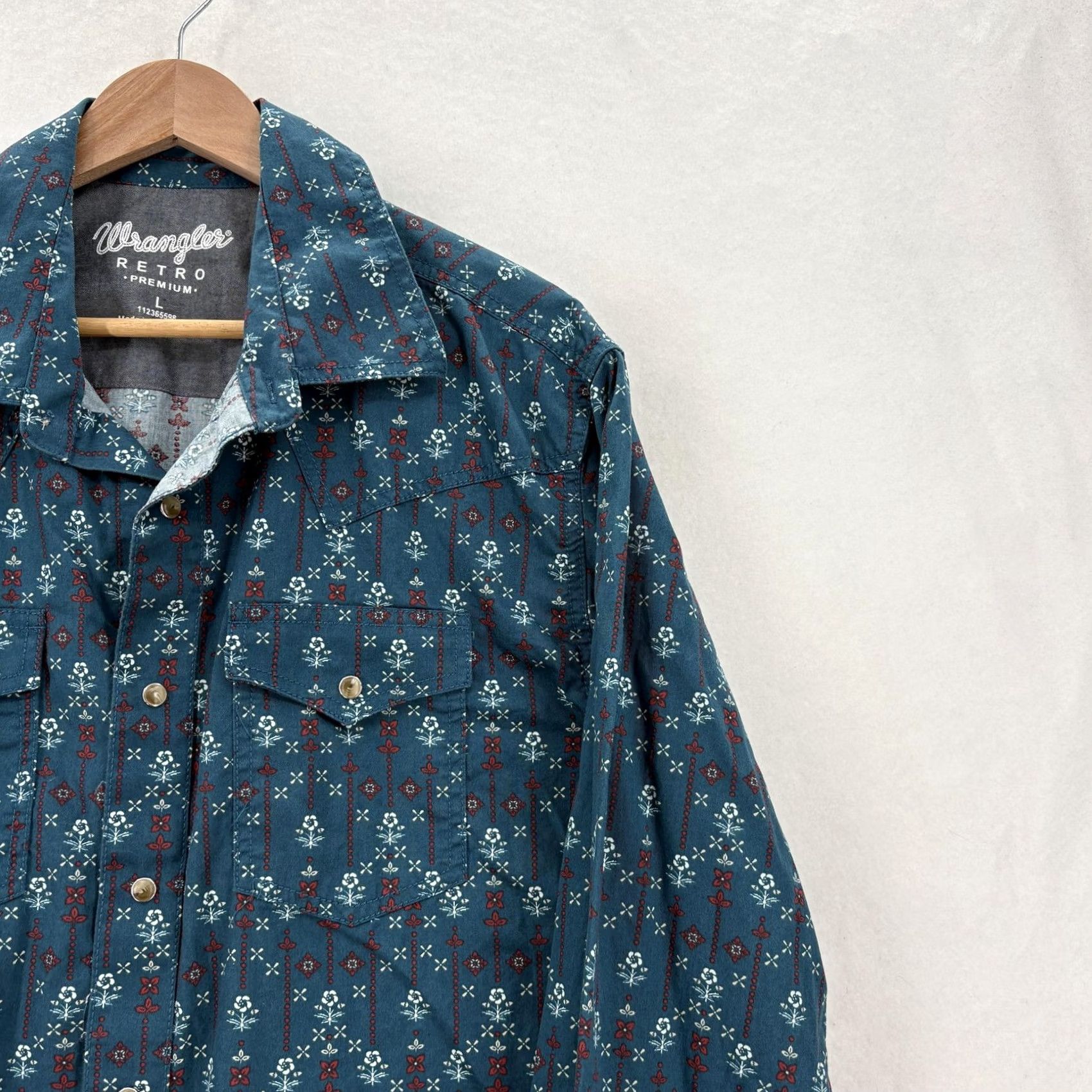 Wrangler Wrangler Retro Shirt Mens Large Blue Floral Long Sleeve Snap Up Western Cowboy Size US L / EU 52-54 / 3 - 2 Thumbnail
