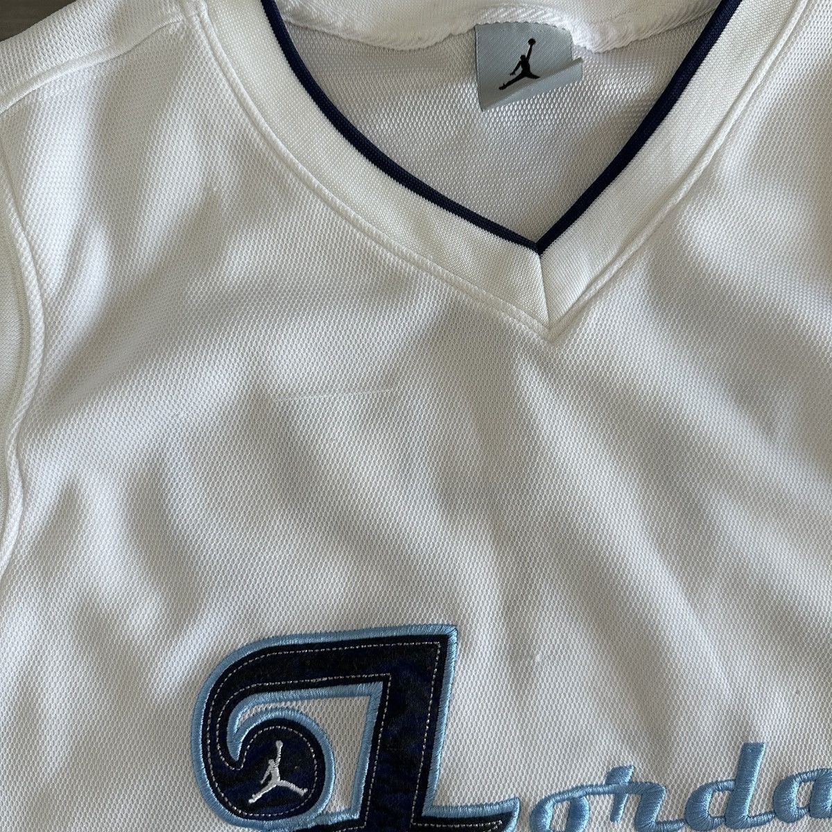 Jordan Brand Vintage 00s Jordan 23 jersey NBA basketball y2k og rap Size US L / EU 52-54 / 3 - 6 Thumbnail