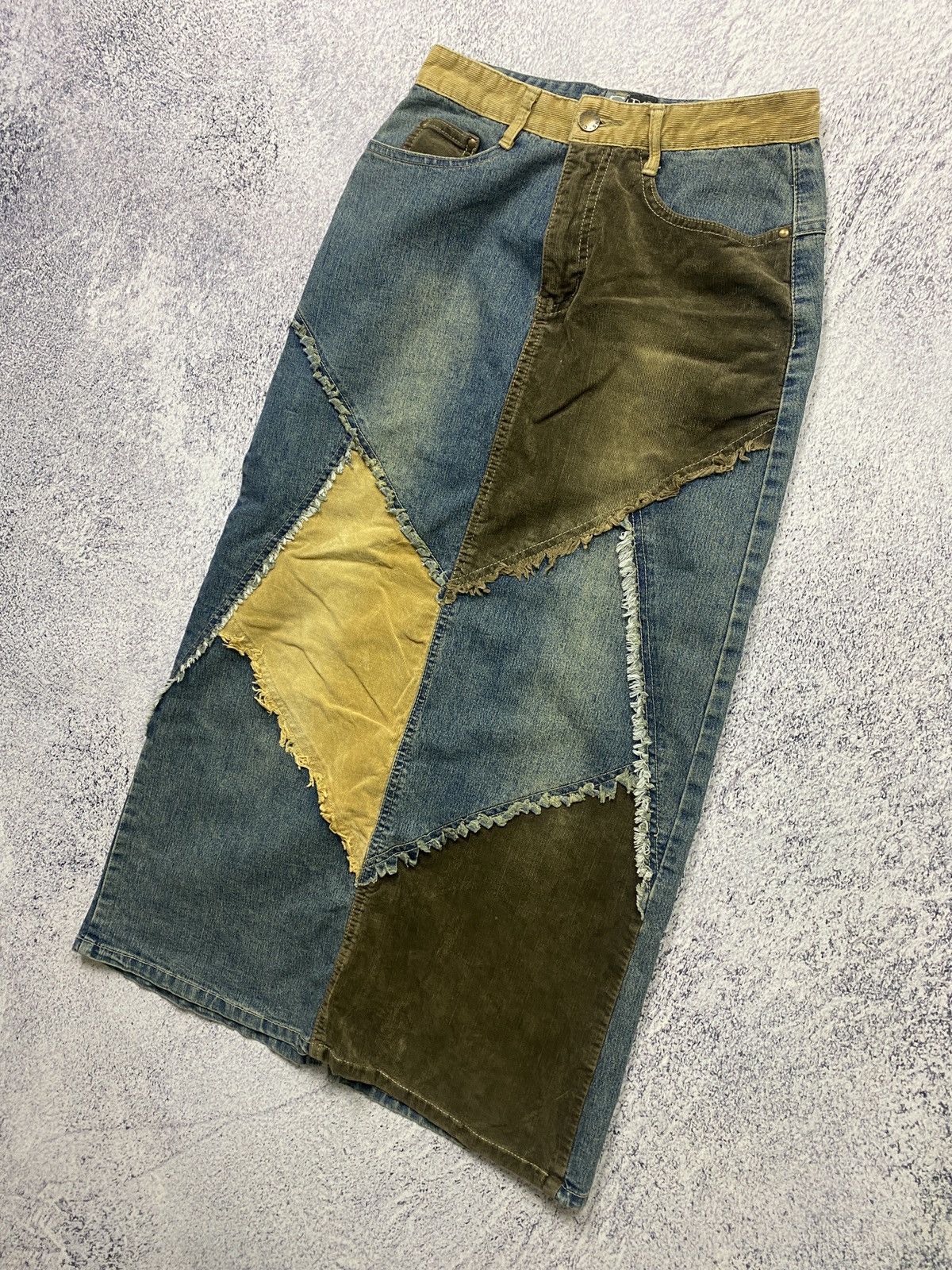 Japanese Brand Vintage Denim Patchwork Midi Skirt Y2K Size 36" / US 14 / IT 50 - 2 Thumbnail