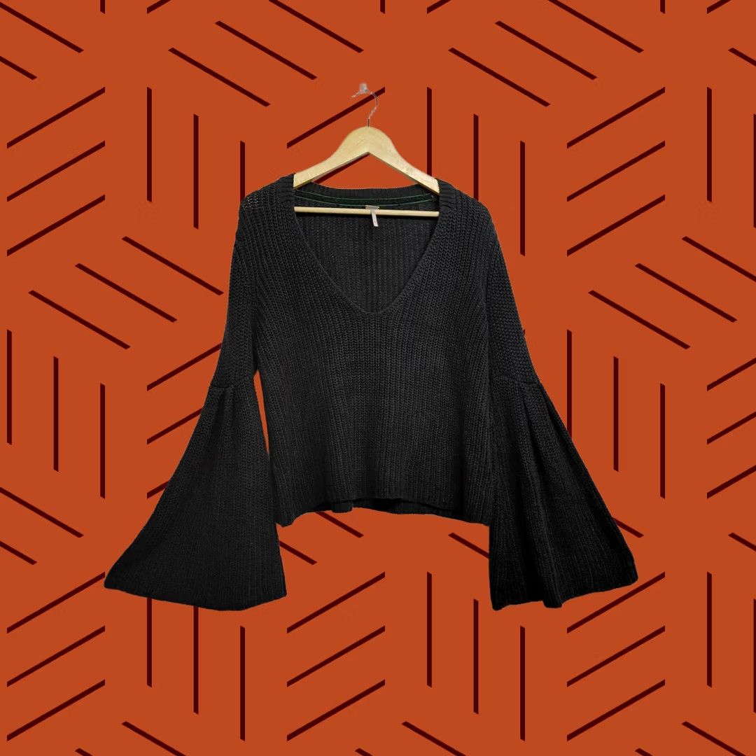 Free People VINTAGE Free People Black Knit Sweater Bell Sleeves Flare Sleeve Boho Style Size S Tall Women's Pullover Knit V-Neck Casual Festival Size S / US 4 / IT 40 - 1 Thumbnail