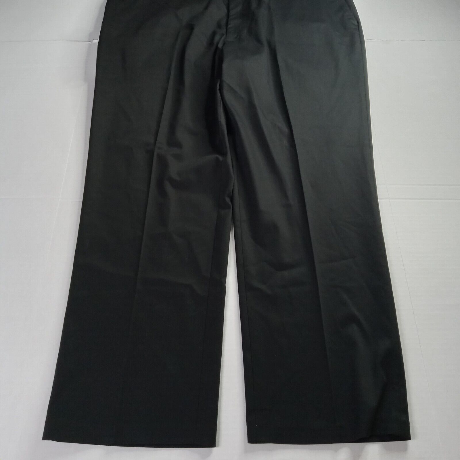 Haggar Haggar Premium No Iron Khakis Men's 44x32 Black Classic Fit Size US 44 / EU 60 - 2 Thumbnail
