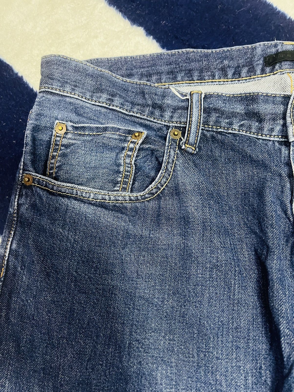 Japanese Brand × Uniqlo Uniqlo Selvedge Distressed Jeans (15) Size US 36 / EU 52 - 12 Thumbnail