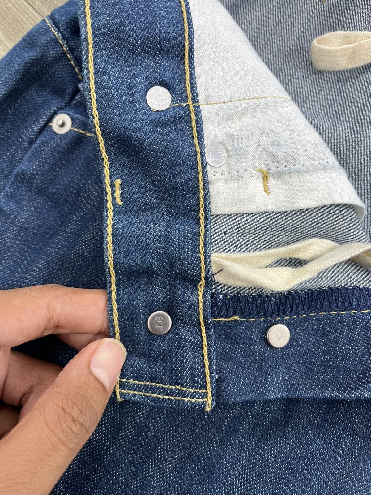 Levi's Vintage Clothing Vintage Levis Engineered Twisted Jeans Mens Blue Jeans Pants Size US 29 - 10 Thumbnail