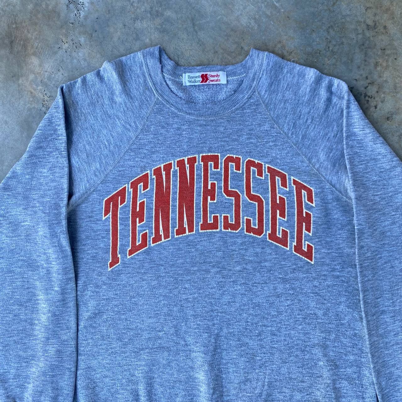 Vintage RARE VINTAGE 70S TENNESSE UNIVERSITY BASSETT WALKER RAYON Size US L / EU 52-54 / 3 - 11 Thumbnail