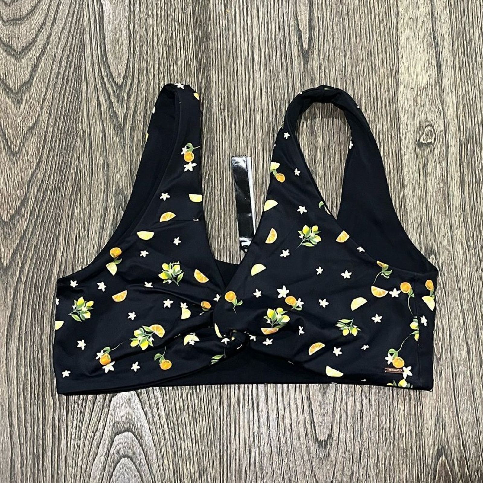 Victoria's Secret NWOT PINK Victoria’s Secret Bikini Top Twist-Front Size ONE SIZE - 1 Thumbnail