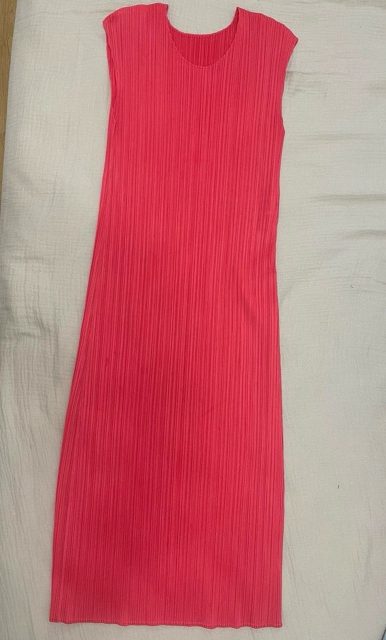 Issey Miyake Issey Miyake size:3 Watermelon red dress Size M / US 6-8 / IT 42-44 - 2 Thumbnail