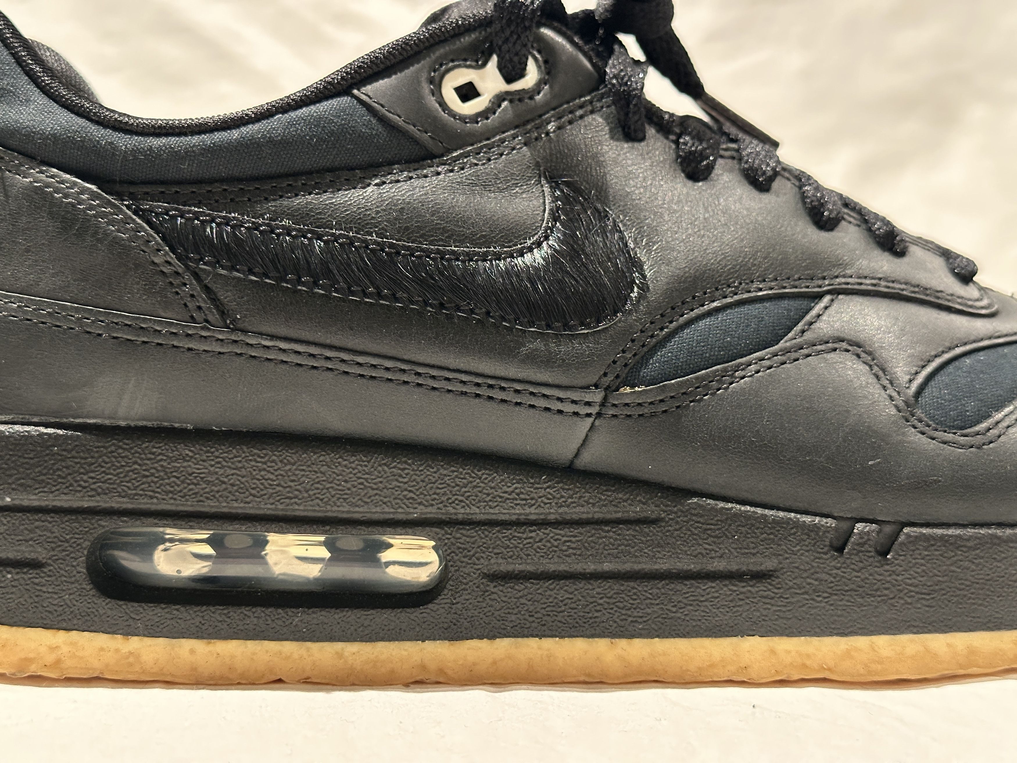 Nike BRAND NEW NIKE AIR MAX 1 PRM QS 'BLACK CREPE' GUM SOLE SZ 11 Size US 11 / EU 44 - 2 Thumbnail