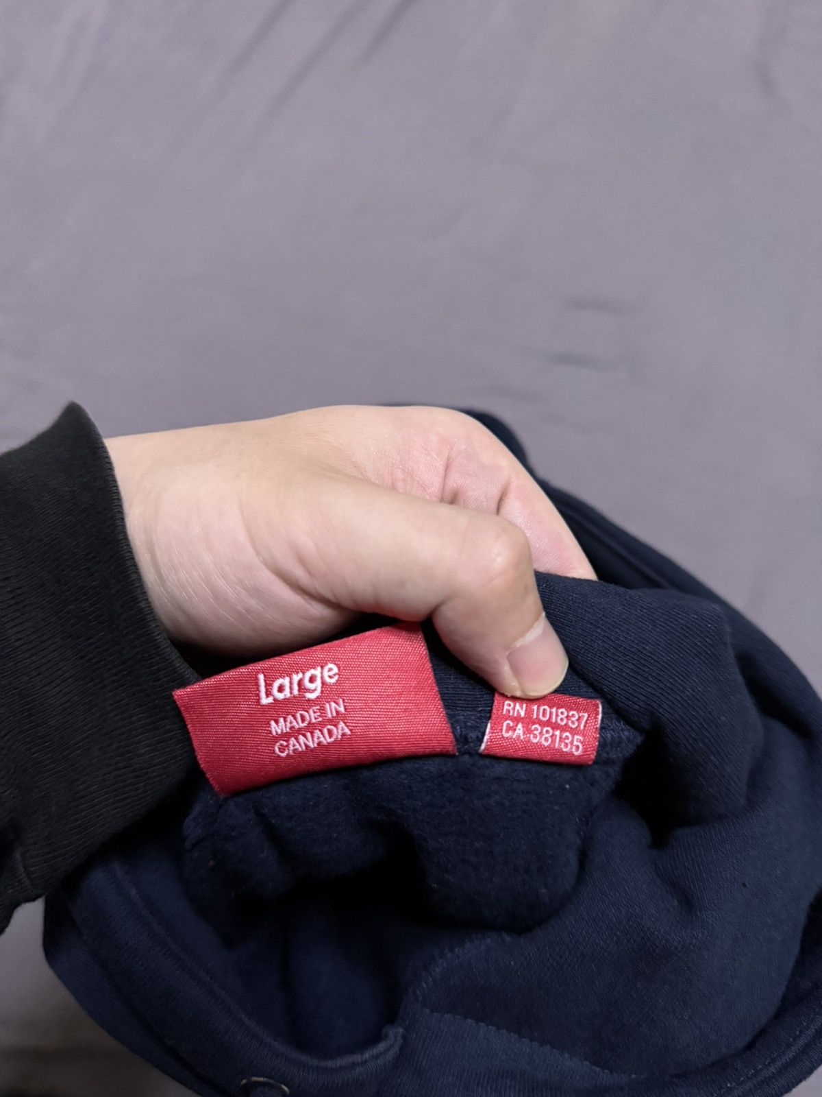 Supreme Supreme trademark hooded sweatershirt navy hoodie Size US L / EU 52-54 / 3 - 5 Thumbnail