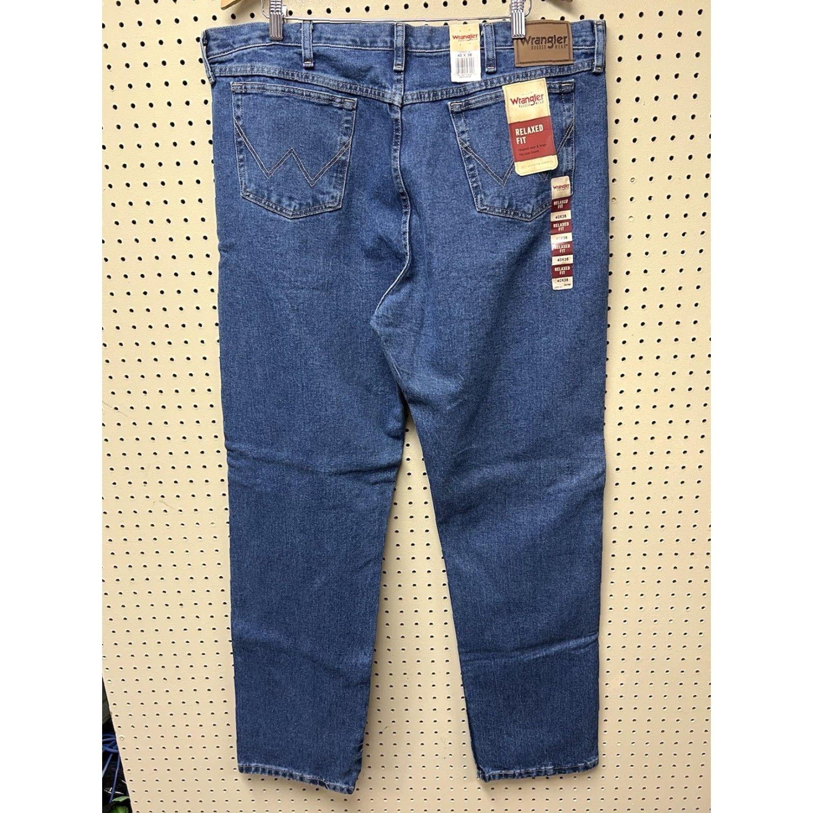 Wrangler Wrangler Jeans Denim 40x36 Men Grey Indigo Relaxed Straight Lined 35001 Rugged Wear 40 Regular Inseam 36 Straight Brand: Wrangler Size US 40 / EU 56 - 2 Thumbnail