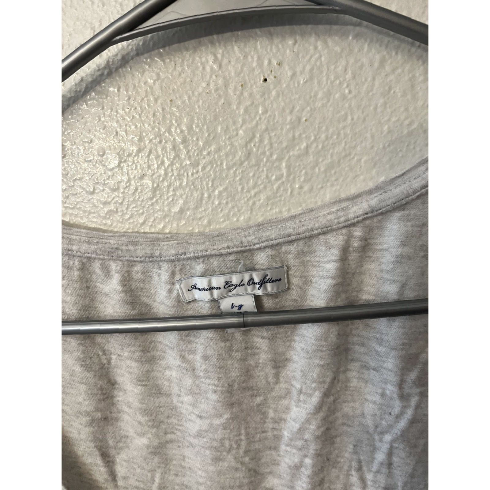 American Eagle Outfitters American Eagle Outfitters Womens T-Shirt L Gray Round Neck Short Sleeve Size L / US 10 / IT 46 - 2 Thumbnail