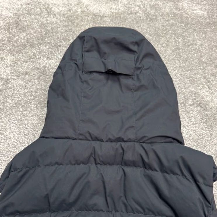 Prana prAna Down Insulated Puffer Quilted Hoodie Vest Men Small Black Snap Zip Outdoor Shirt Size US S / EU 44-46 / 1 - 5 Thumbnail