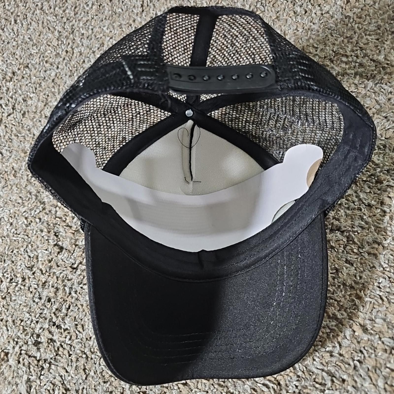 The Unbranded Brand Stella Rosa Guitar Meshback Trucker Hat Size ONE SIZE - 5 Thumbnail