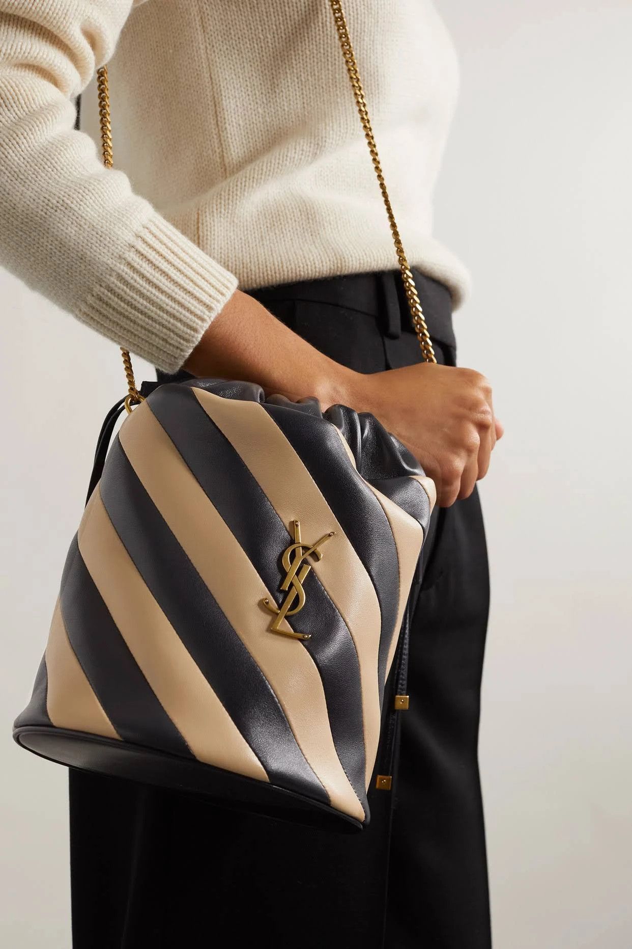 Saint Laurent Paris o1b1hav110924 Size: OS / Alix Leather Bucket Bag Navy & Nude Size ONE SIZE - 6 Thumbnail