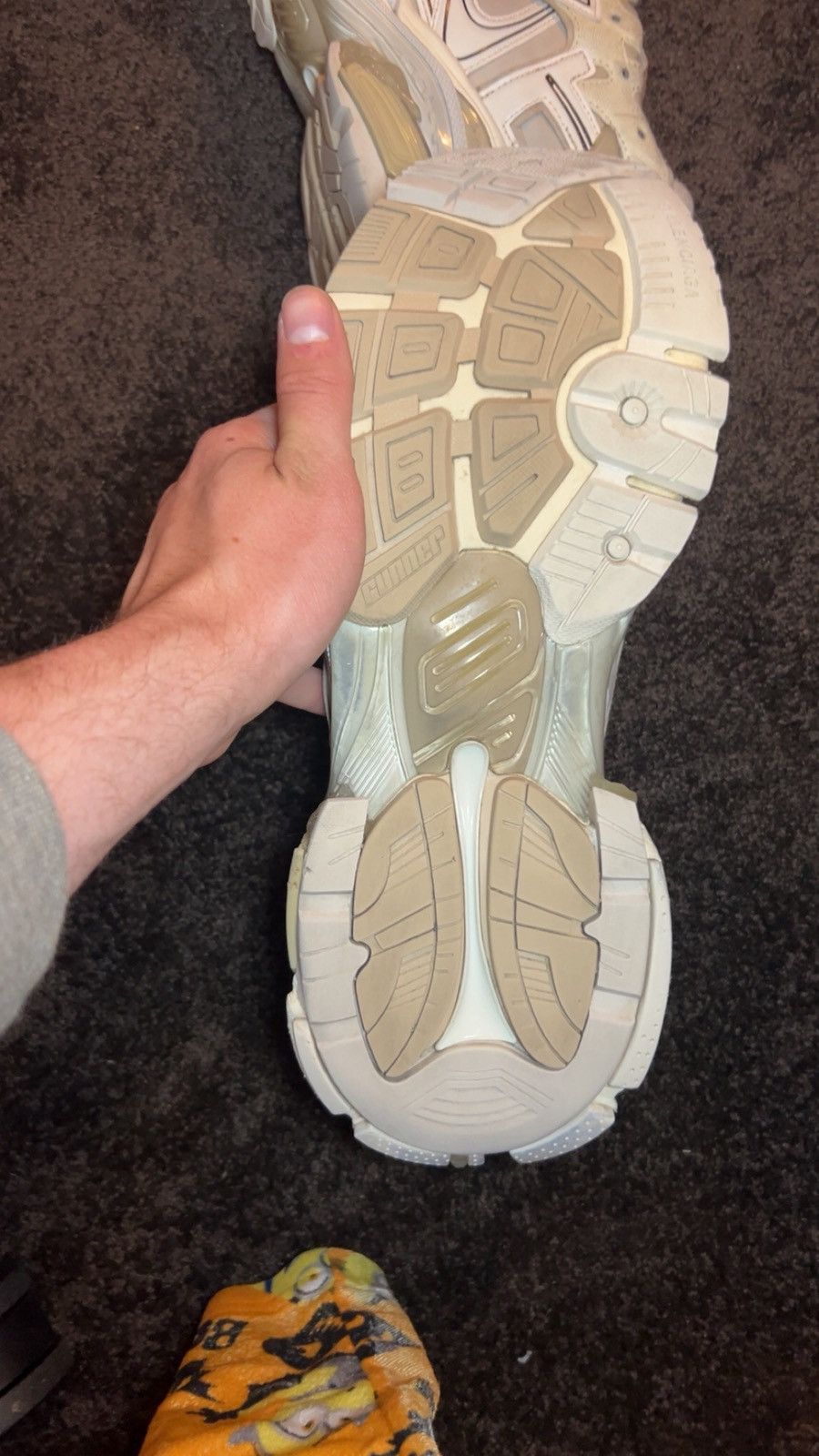 Balenciaga Balenciaga Runner Beige Size US 12 / EU 45 - 16 Thumbnail