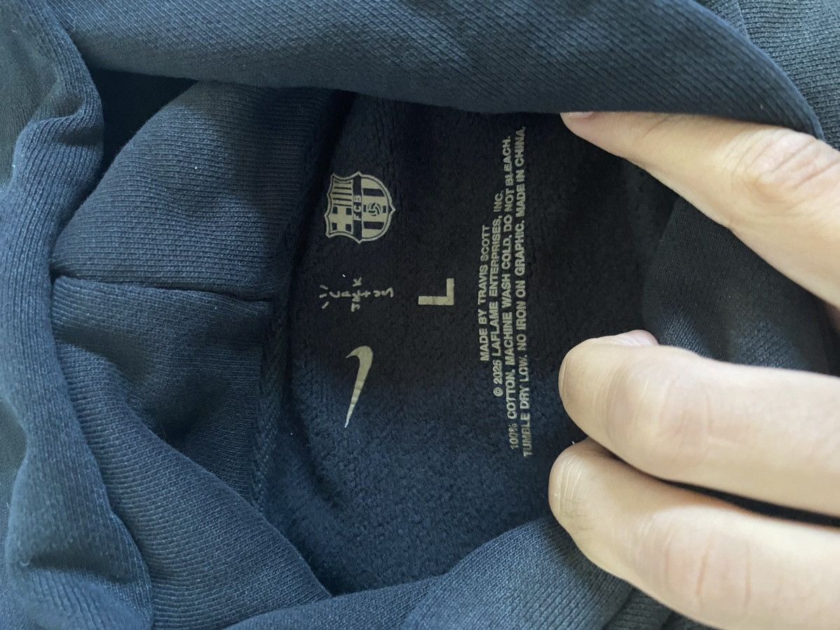 Travis Scott CJ X NIKE X FCB SPRAY LOGO HOODIE L Size US L / EU 52-54 / 3 - 4 Thumbnail