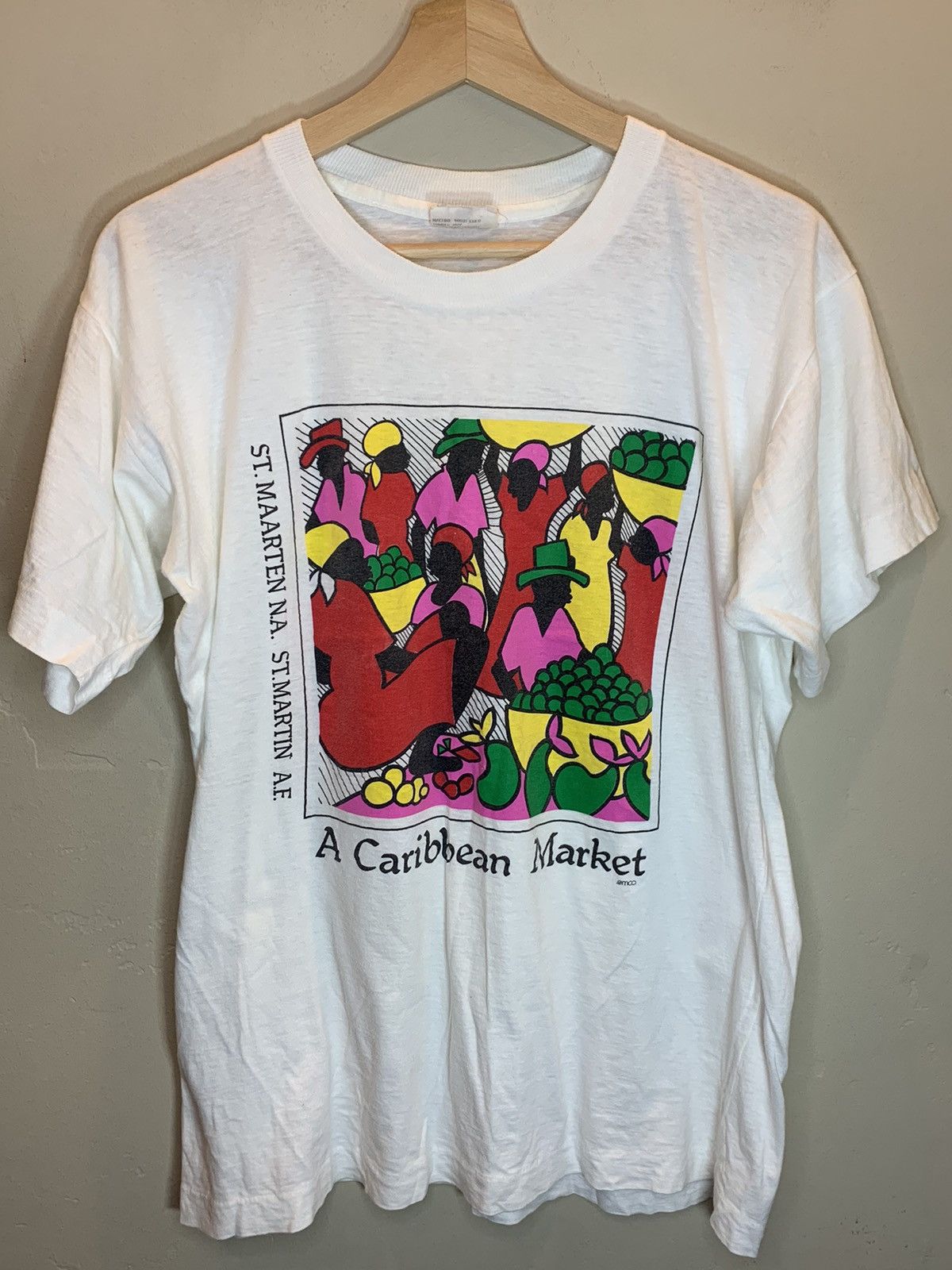 Vintage *RARE* Vintage 80’s Caribbean Market St Maarten Art T-Shirt Size US M / EU 48-50 / 2 - 1 Thumbnail