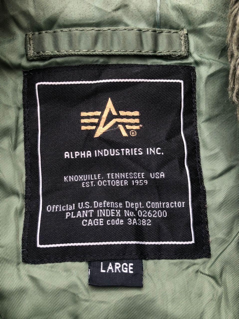 Alpha Industries × Vintage Vintage Alpha Industries Fur Bomber Jacket Size US L / EU 52-54 / 3 - 3 Thumbnail