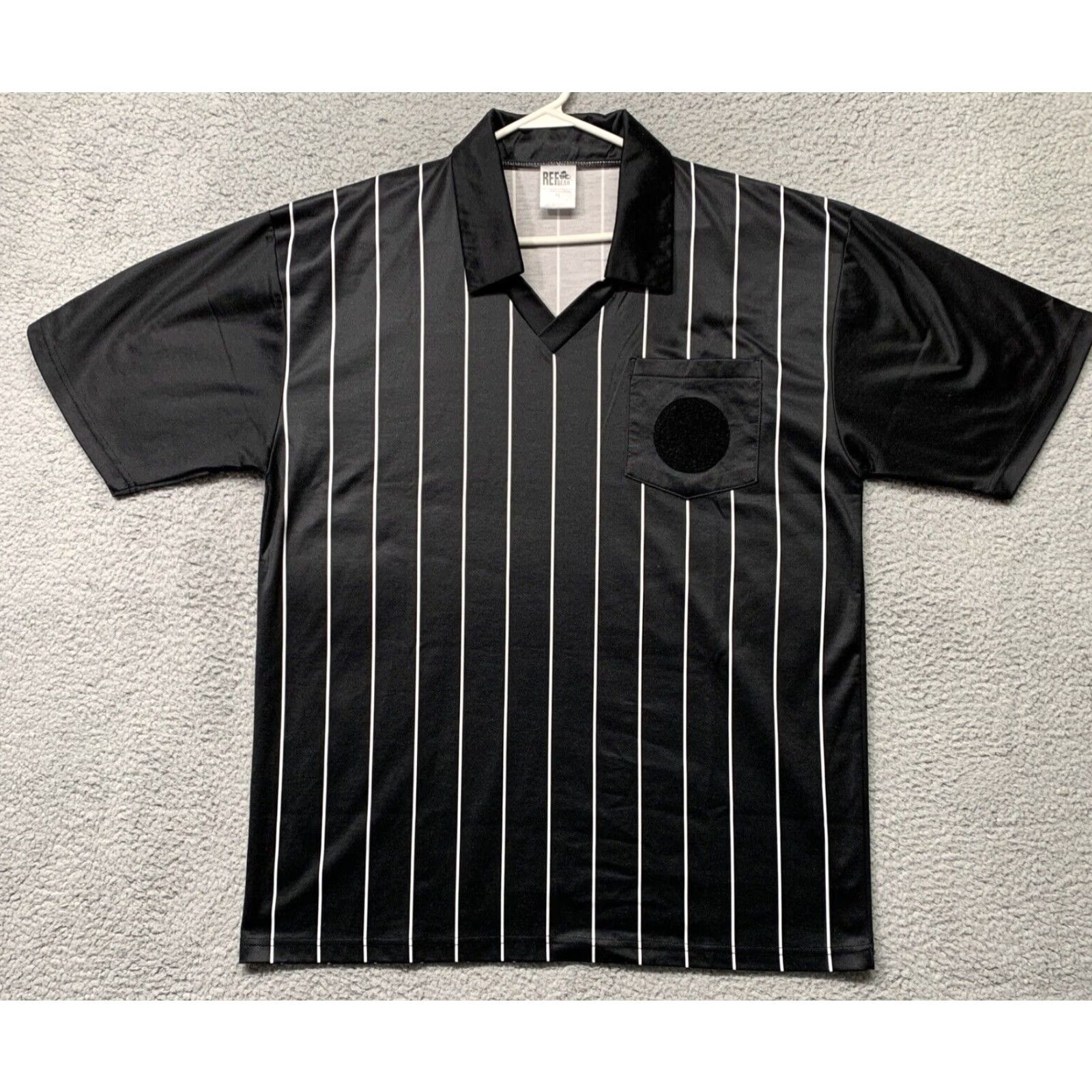 X-LARGE Black & White Ref Gear Men’s Uniform Shirt Stripes XL Collared Pocket Short Sleeve Pullover Workwear Activewear Shirt Mens Size US XL / EU 56 / 4 - 2 Thumbnail