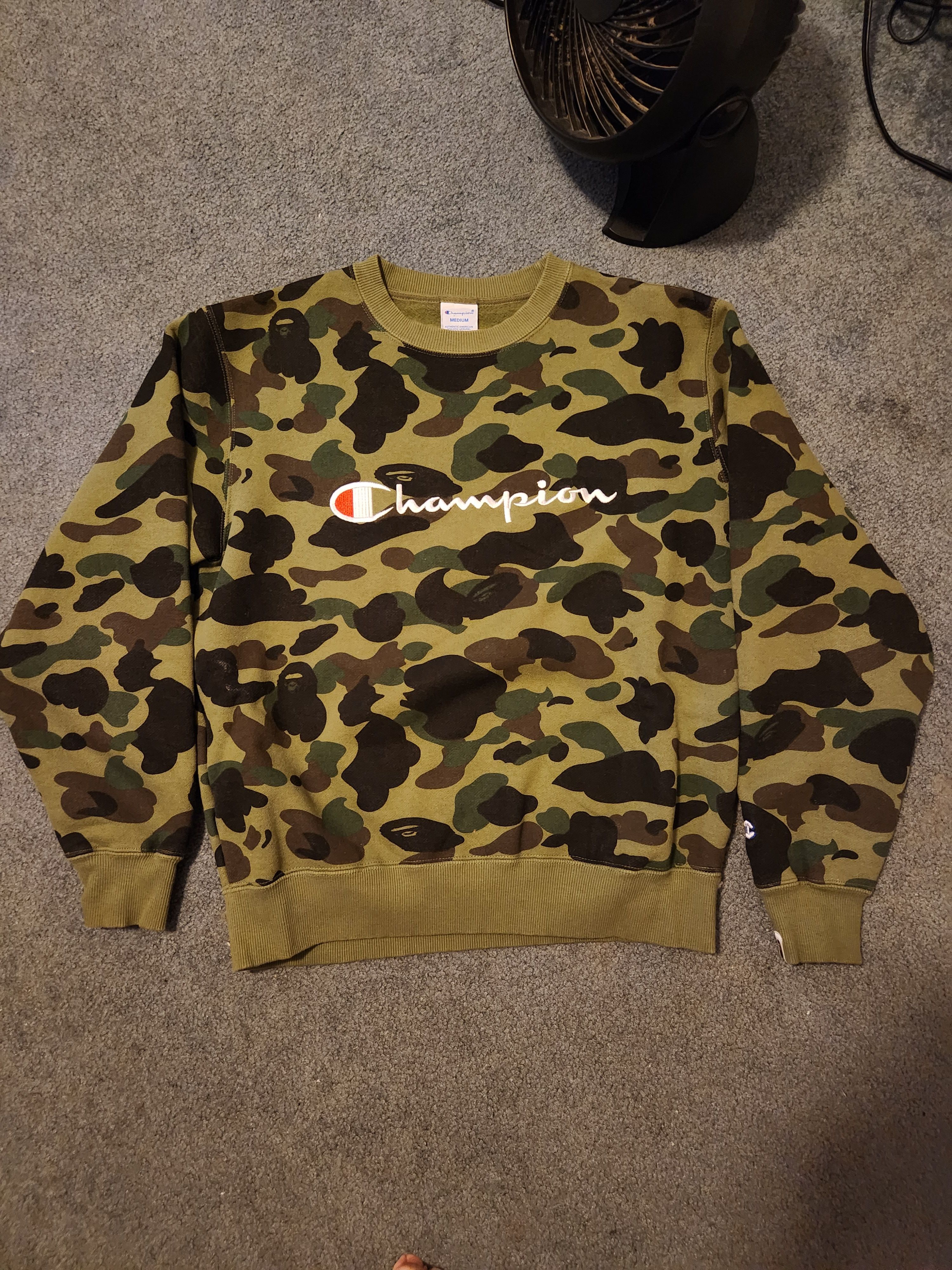 Bape × Champion BAPE x CHAMPION 1ST CAMO CREWNECK Size US M / EU 48-50 / 2 - 2 Thumbnail