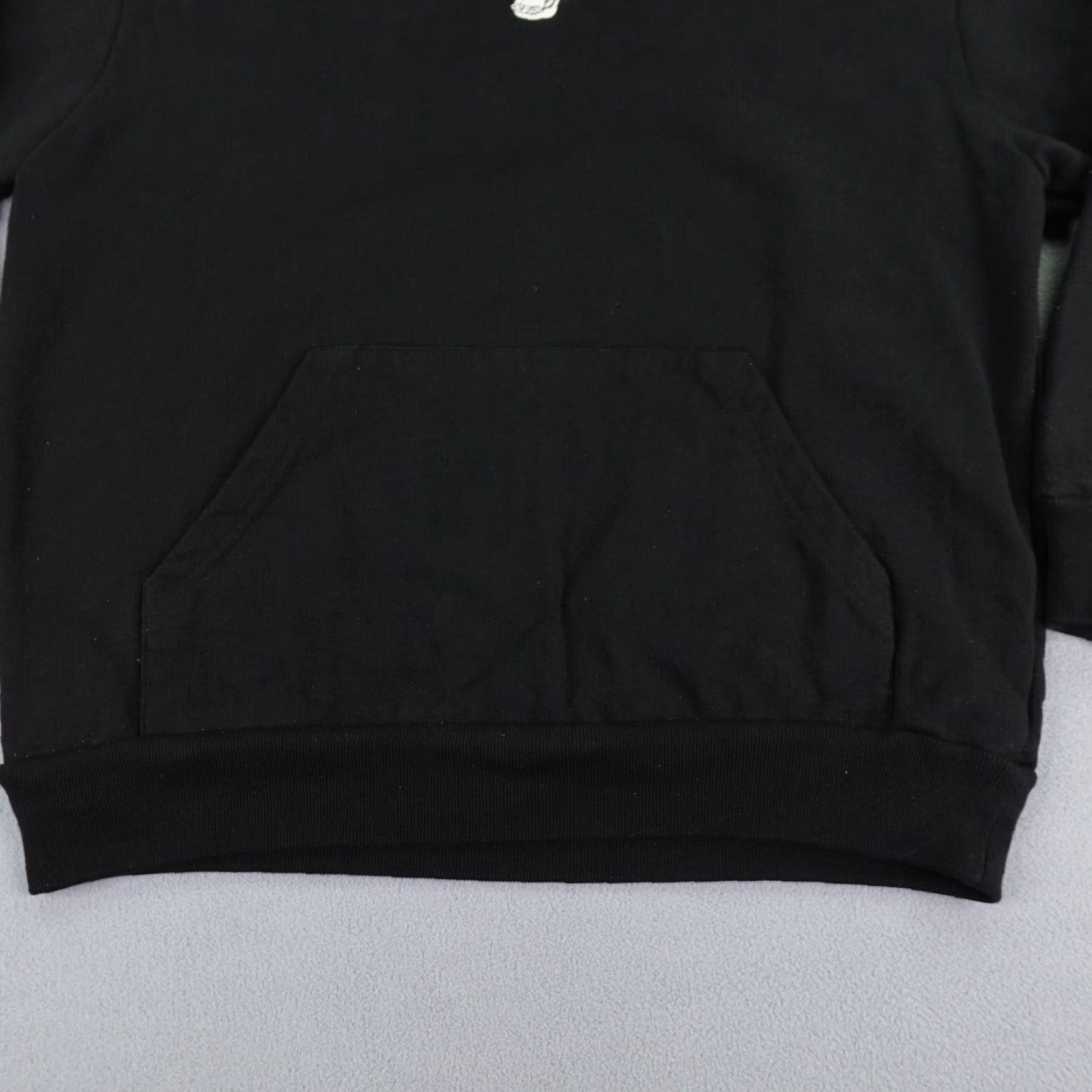 Vintage VINTAGE BAYC Hoodie Men XL Black Bored Ape Yacht Club Pullover Skull Logo Sweatshirt Pockets Hooded Heavyweight Knit Cotton Kn | Mens | Black | XL Size US XL / EU 56 / 4 - 4 Thumbnail