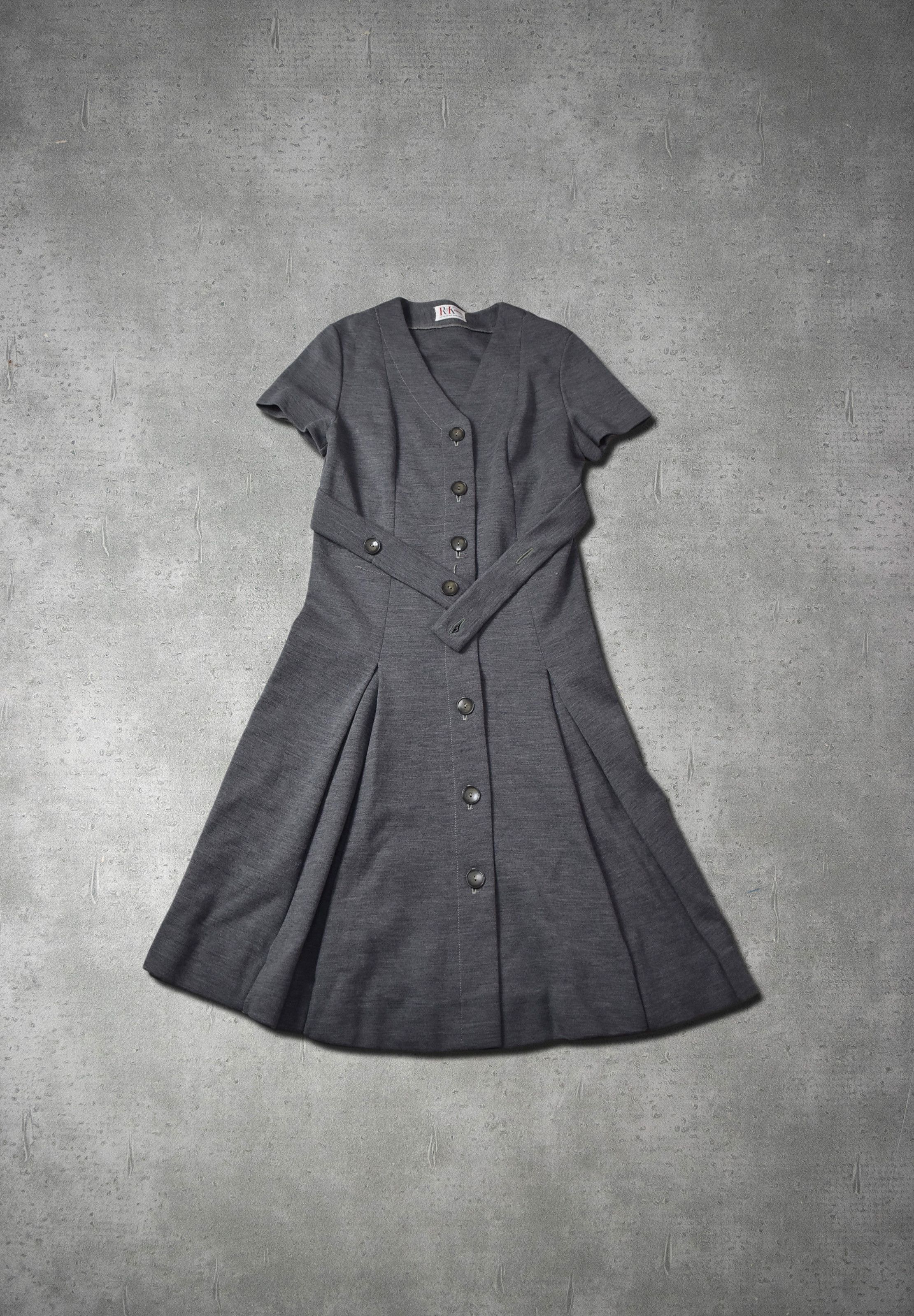 image of Vintage No Sleeve Skirt Shirt Dress 8-1-7 53 in Grey, Women's (Size 2XL)