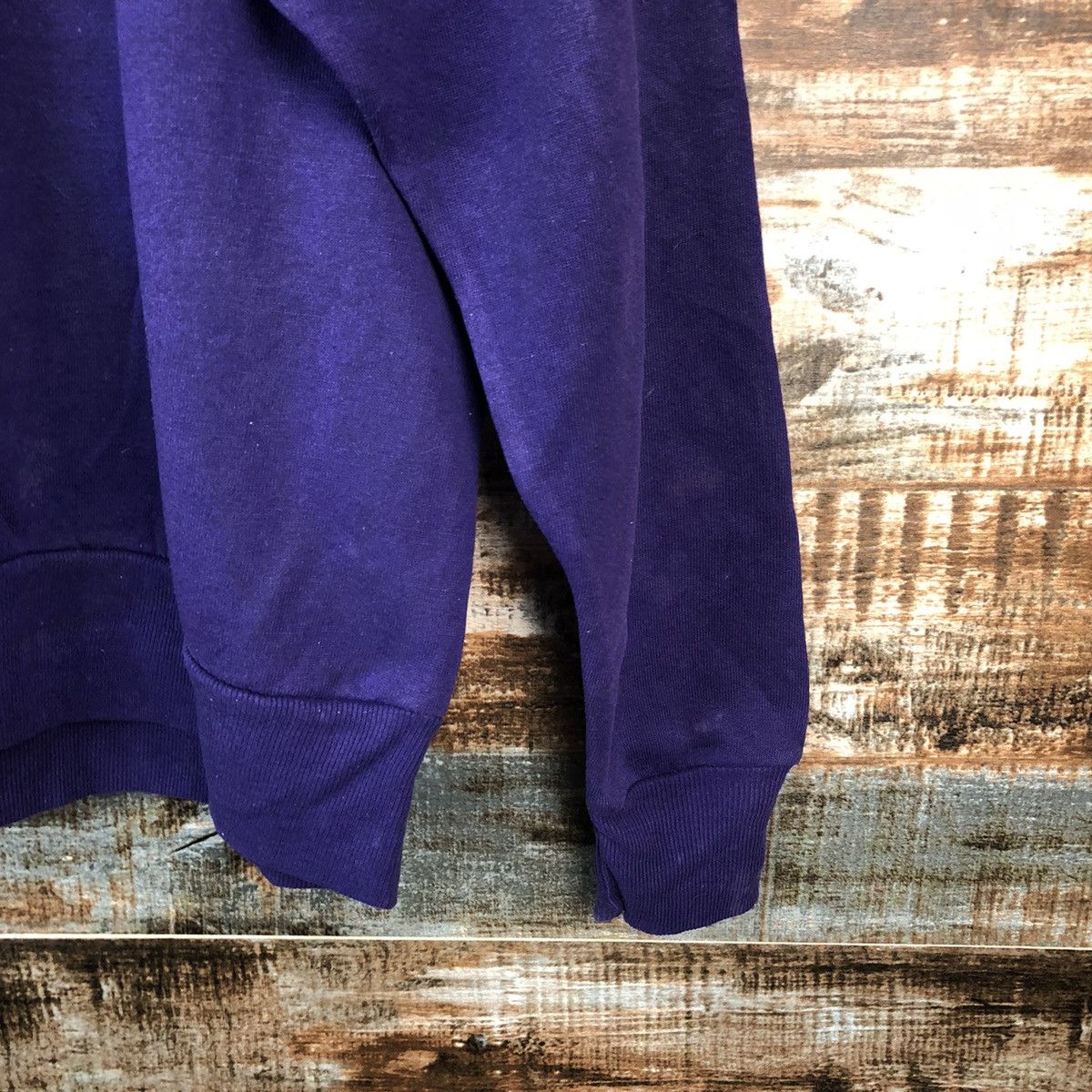 Vintage 99' Yokota Striders Running Club Purple Sweatshirt #A2059 Size US M / EU 48-50 / 2 - 14 Thumbnail