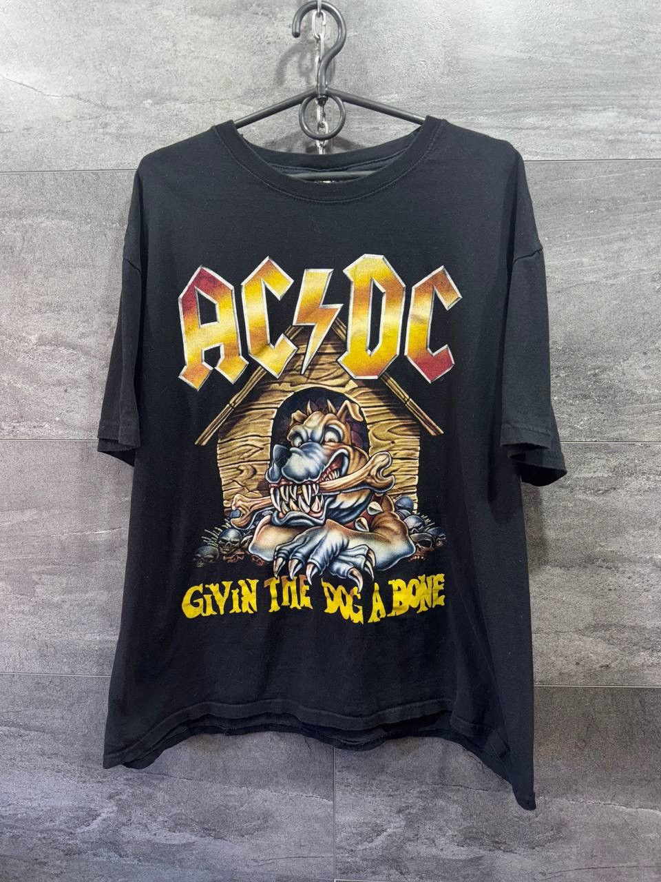Vintage AC/DC Rock Band Song Givin The Dog A Bone Song T-Shirt Size US XL / EU 56 / 4 - 1 Thumbnail