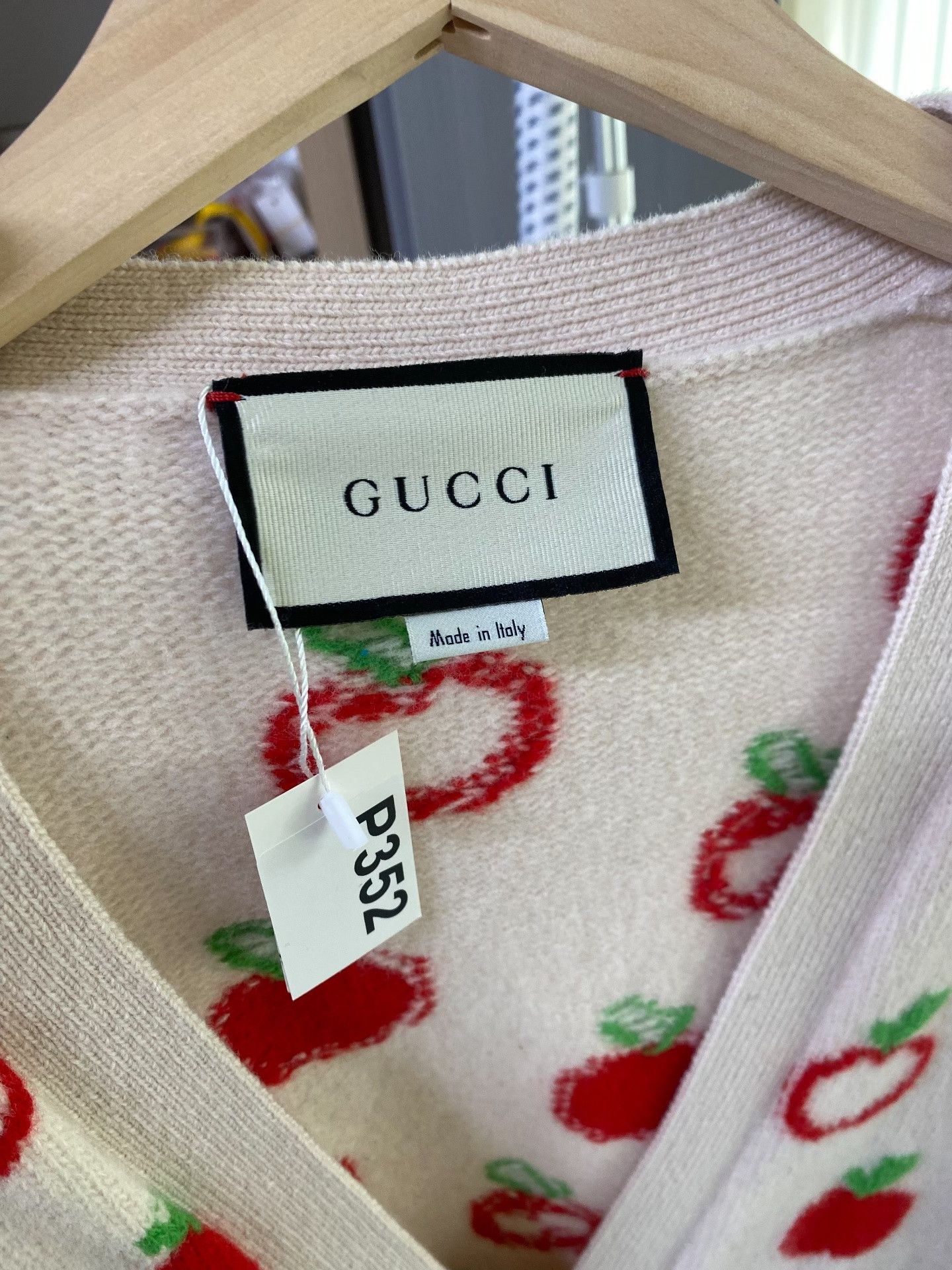 Gucci Gucci Apple Knit Cardigan Sweater Size US M / EU 48-50 / 2 - 4 Thumbnail