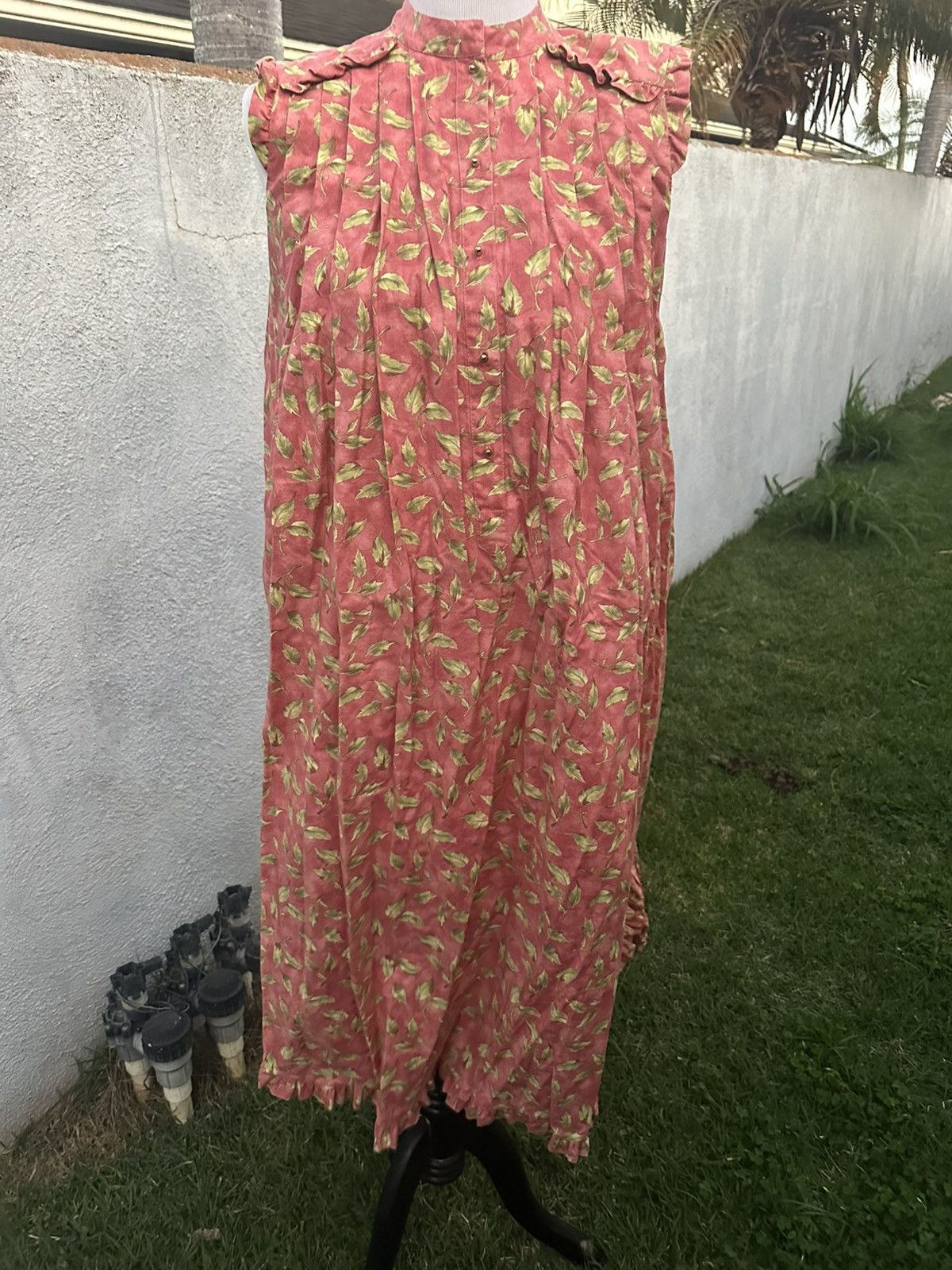 Vintage BetE Honolulu Hawaiian Muumuu Floral Women's 6