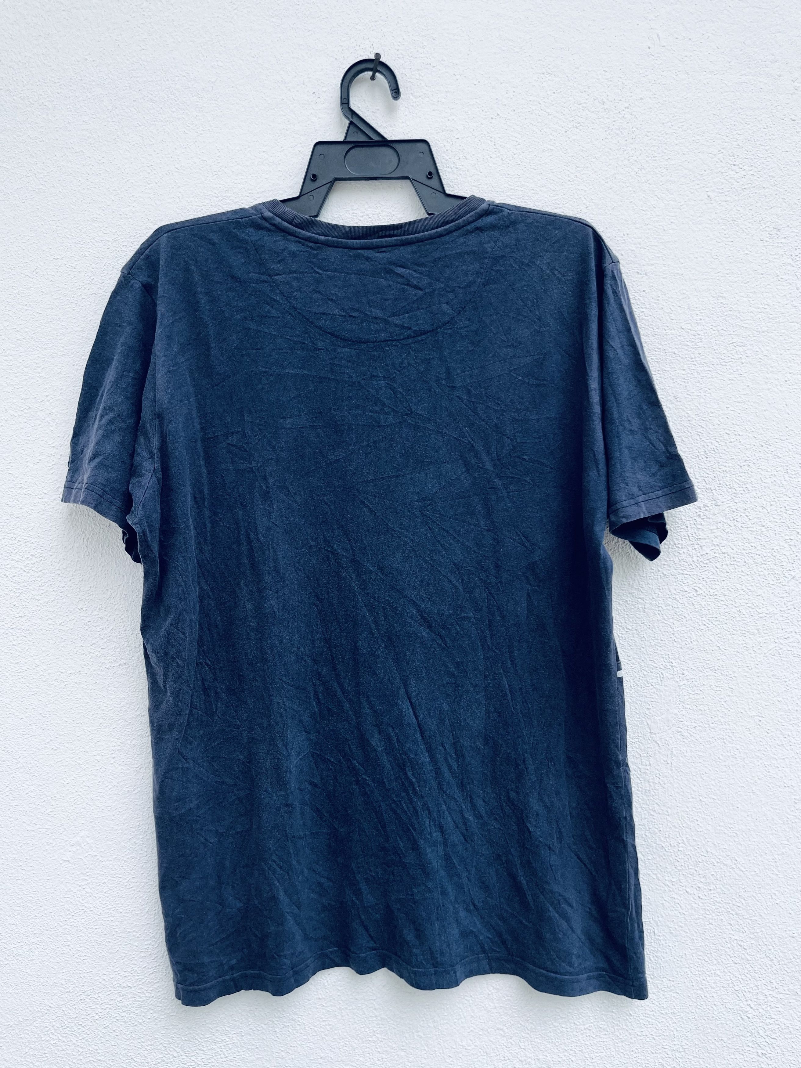 Japanese Brand Vintage Ghost In The Shell Ghost Stands Alone Shirt Size US L / EU 52-54 / 3 - 2 Thumbnail