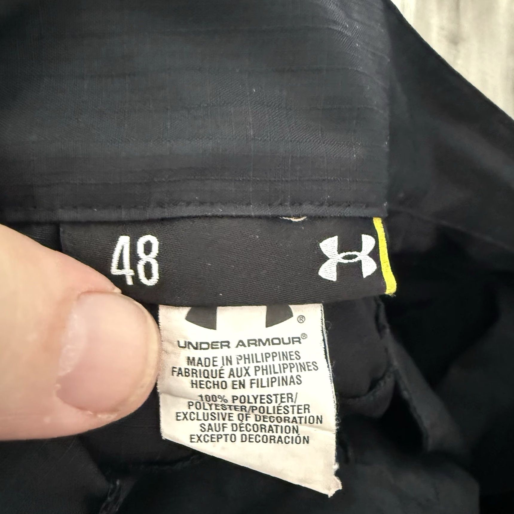Under Armour Under Armour UA Ripstop Cargo Shorts Mens 48 Black Golf Lightweight Sideline Size US 32 / EU 48 - 2 Thumbnail