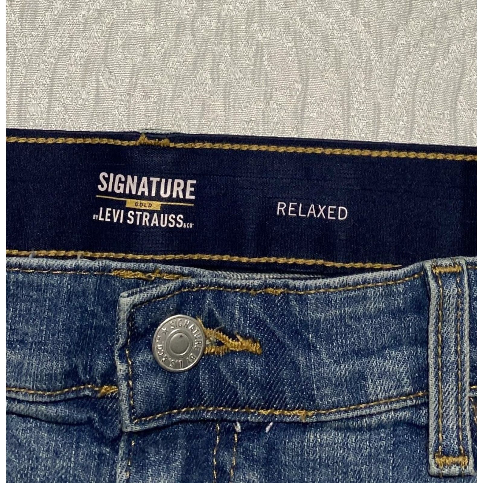 Vintage VINTAGE Levi Strauss Signature Jeans Mens 40x32 Light Wash Blue Straight Leg Relaxed Denim Cotton Zip Pockets 5-Pocket Mens Size US 40 / EU 56 - 3 Thumbnail