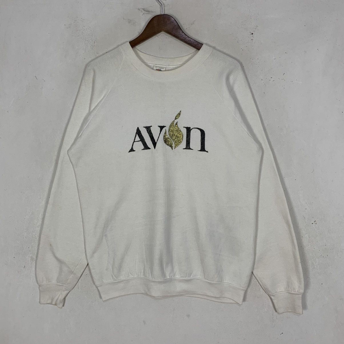 Vintage Vintage Fruit Of The Loom Avon Big Logo Flame sweatshirt Size M / US 6-8 / IT 42-44 - 1 Thumbnail