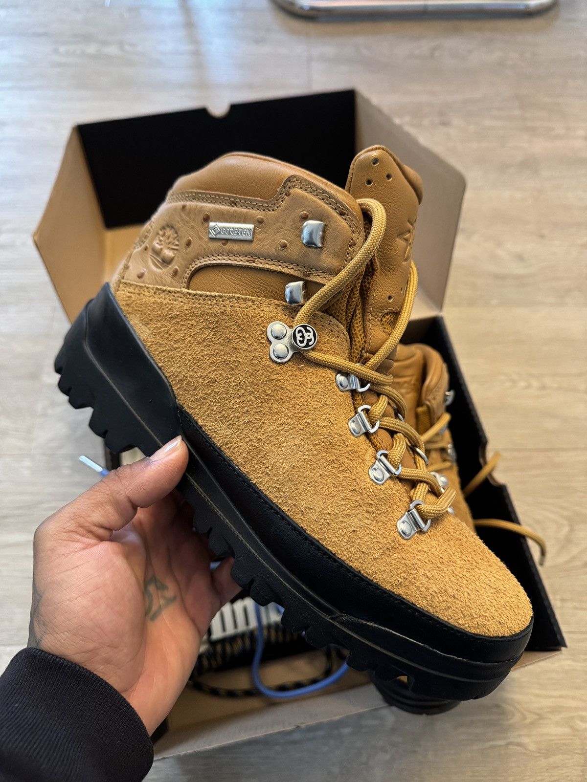 Stussy × Timberland Wheat Stussy x Timberland World Hiker Size US 7.5 / EU 40-41 - 4 Thumbnail