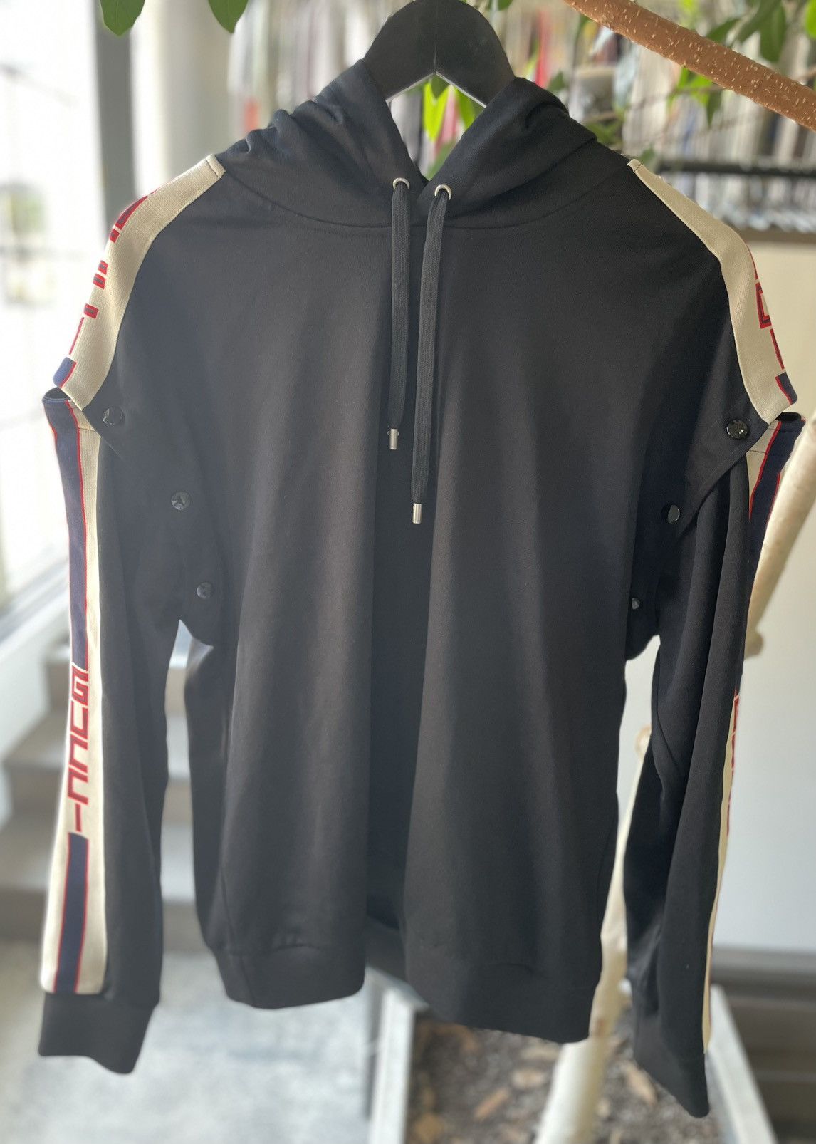 Gucci Hooded Sweatshirt w/ Removable Sleeves main image 5