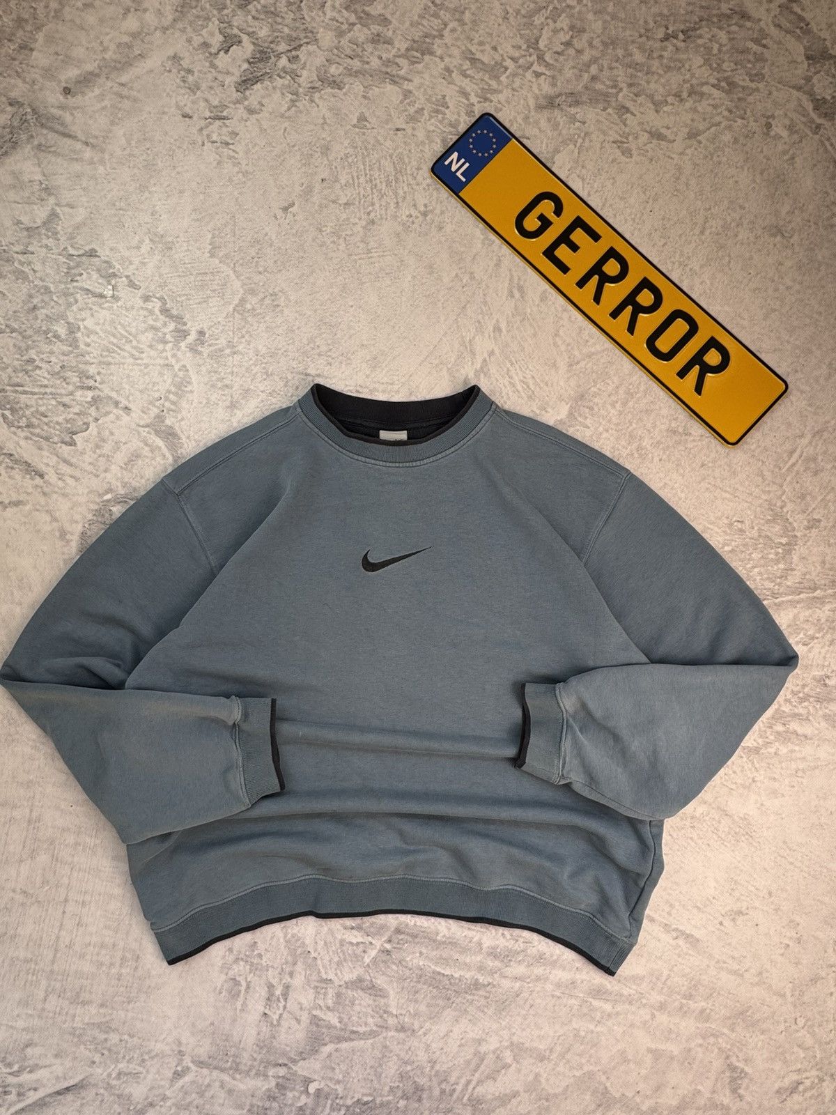 Nike × Vintage NIKE VINTAGE CENTER LOGO OVERSIZE BOXY SWEATSHIRT Size US XL / EU 56 / 4 - 2 Thumbnail