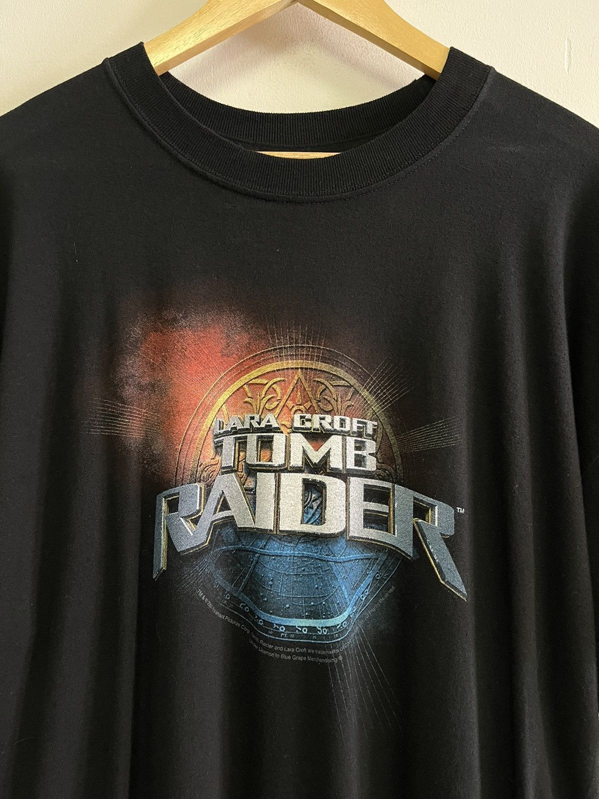 Vintage 2001 Lara Croft Tomb Raider Tee Size US XL / EU 56 / 4 - 2 Thumbnail