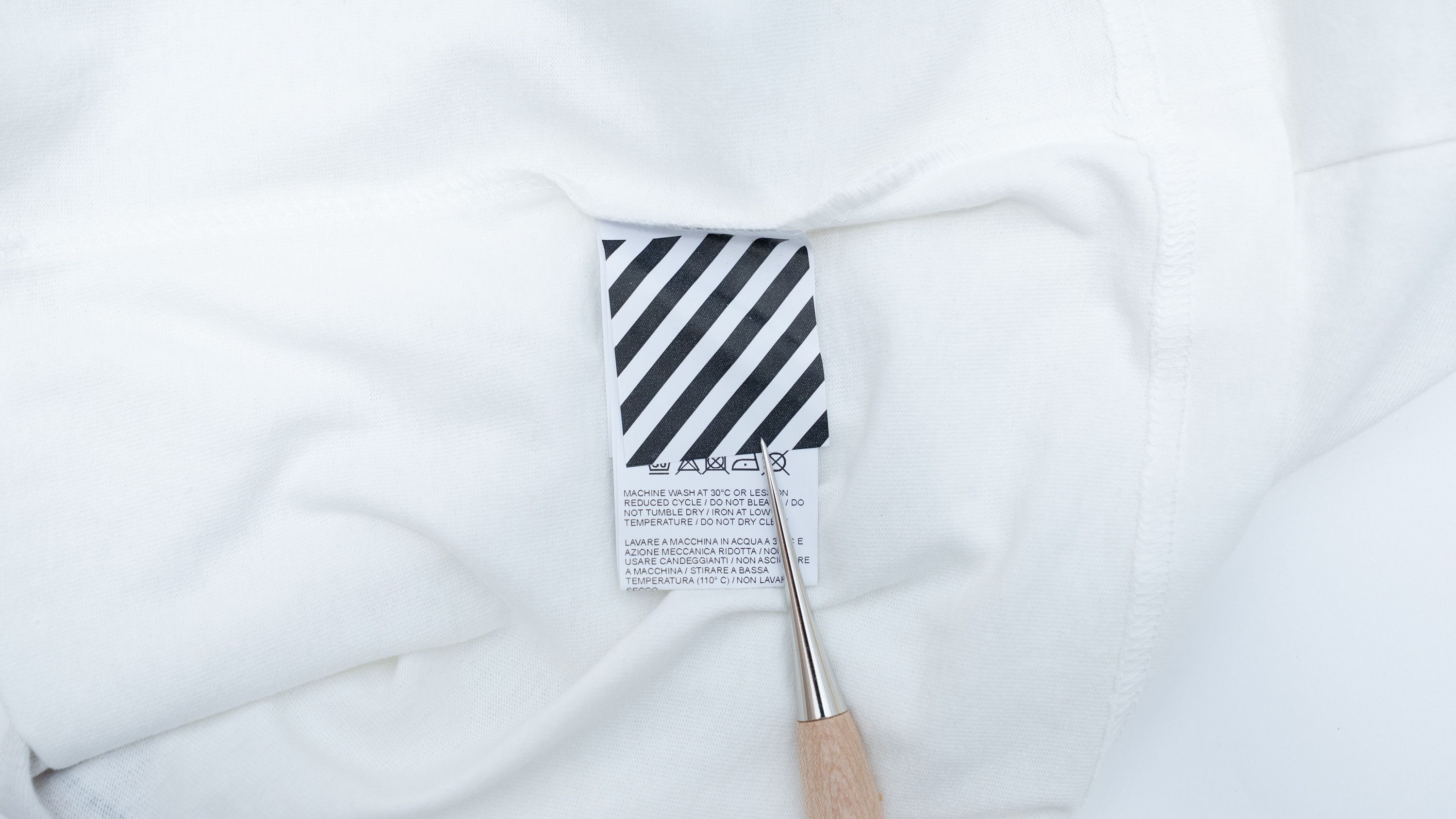 Off-White Spring-Summer 2019 Collection SUPER MEGA OVERTEE T-Shirt Size US XXS / EU 40 - 12 Thumbnail