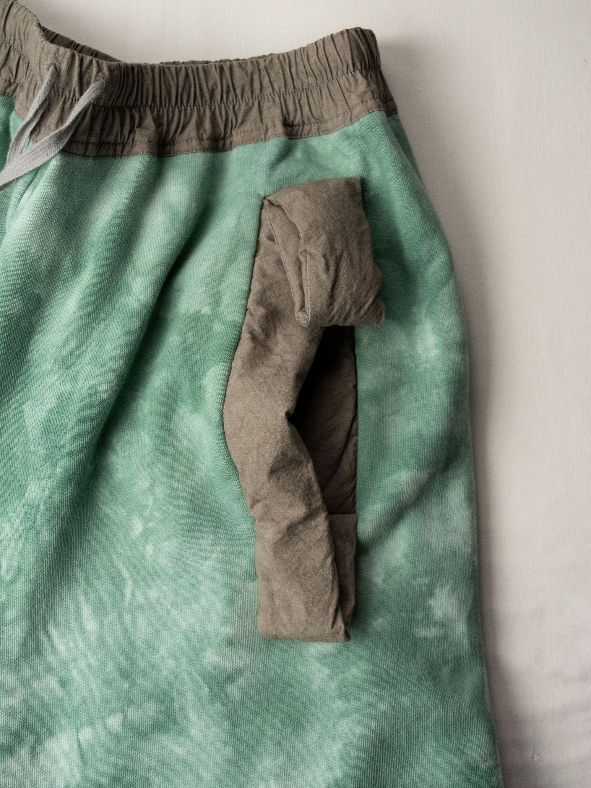 Bernhard Willhelm Bernhard Willhelm - S/S 2023 - oversized tie-dye shorts Size US 32 / EU 48 - 5 Thumbnail