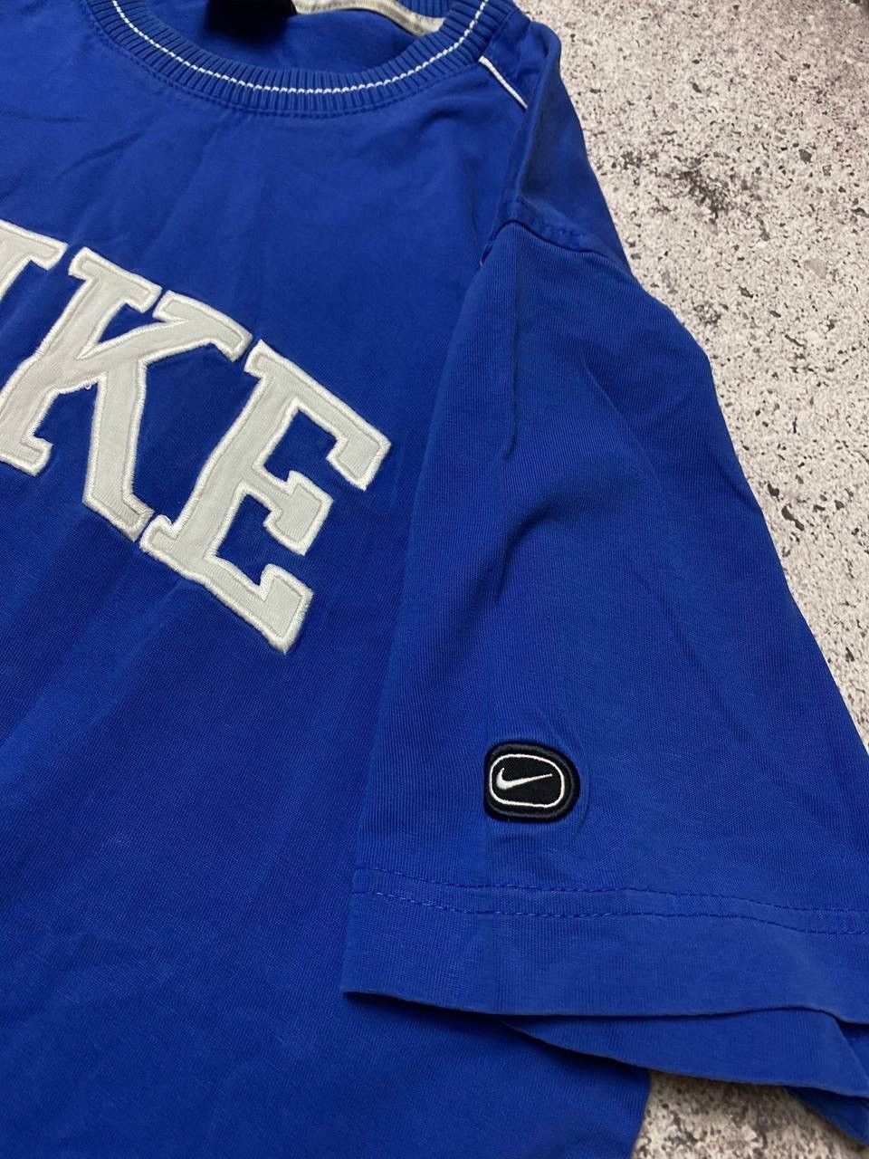 Nike × Vintage Vintage Y2k Nike Big Logo T-Shirt Tee 2000s Size US M / EU 48-50 / 2 - 4 Thumbnail