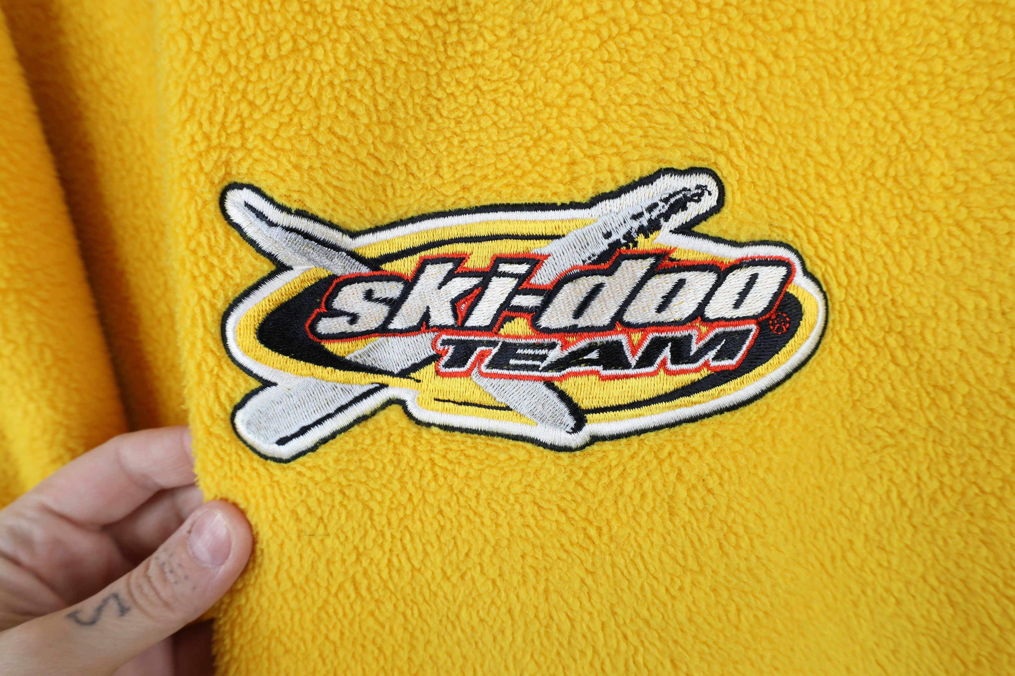 Vintage Vintage 90s Ski Doo Bombardier Racing Team Fleece Sweater Size US XL / EU 56 / 4 - 4 Thumbnail