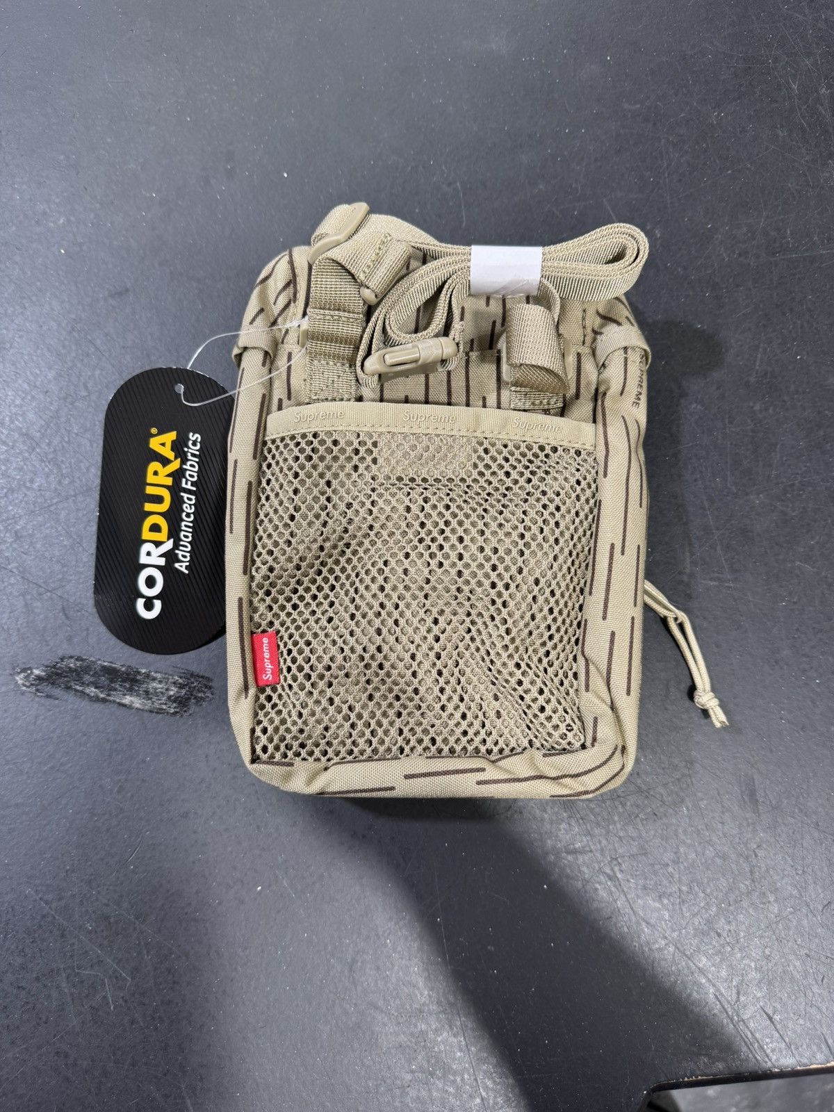 Supreme Supreme Camera Bag Tan Raindrop Sidebag Size ONE SIZE - 2 Thumbnail