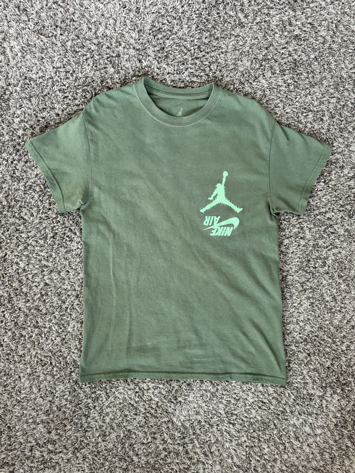 Travis Scott Cactus Jack x Air Jordan ‘Highest’ T-Shirt Size US S / EU 44-46 / 1 - 1 Thumbnail