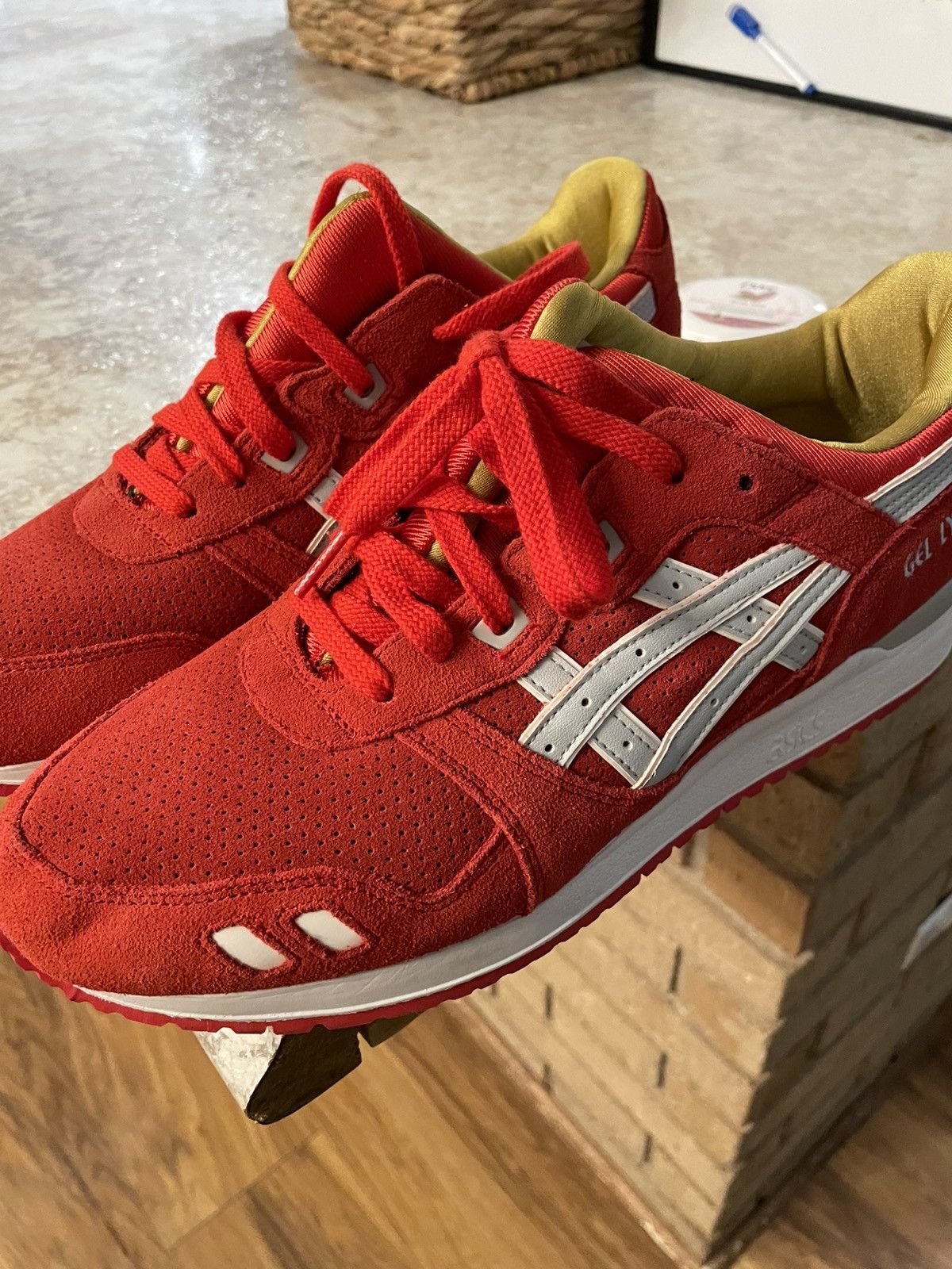 Asics Santa Christmas gel lyte 3 Size US 10.5 / EU 43-44 - 5 Thumbnail