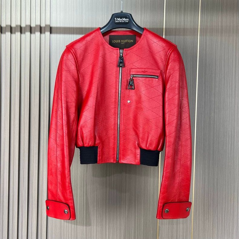 Louis Vuitton LOUIS VUITTON Sheepskin jacket with presbyopic print inside Size XS / US 0-2 / IT 36-38 - 1 Thumbnail